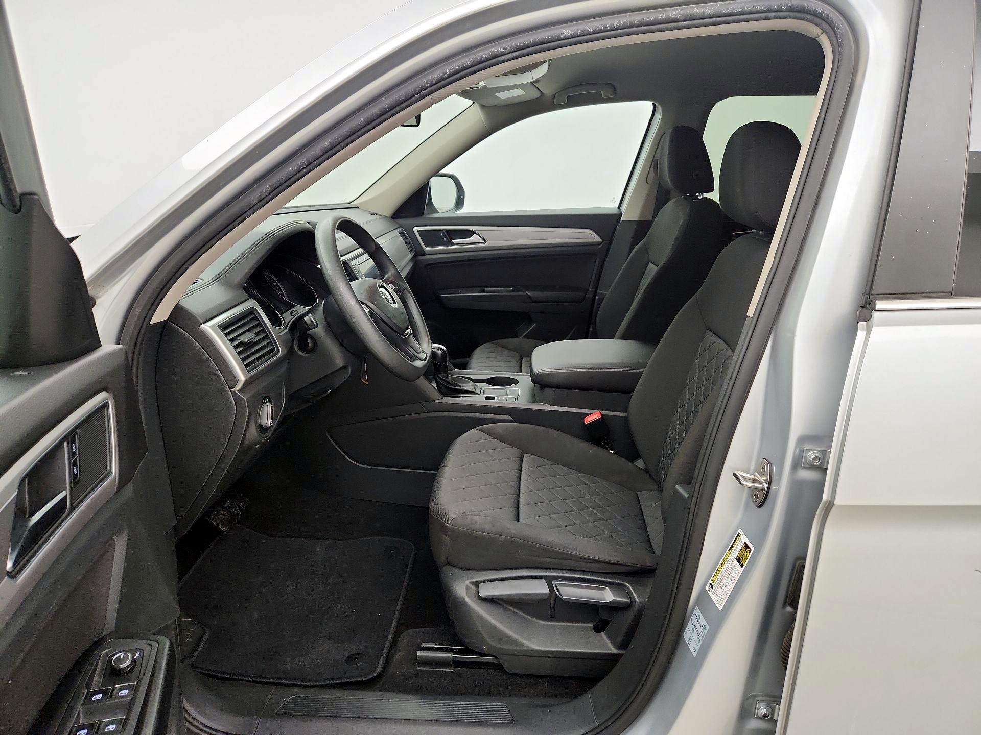 Thumbnail: 2018 Volkswagen Atlas - 11