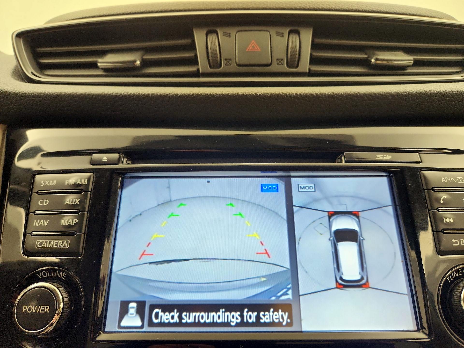 Thumbnail: 2017 Nissan Rogue - 15