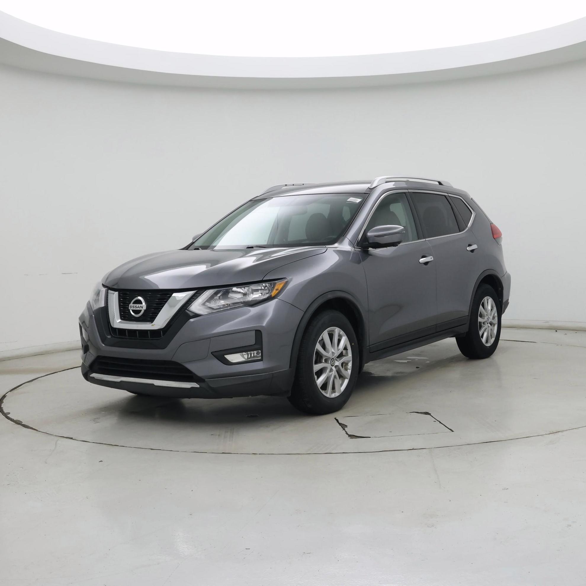 Thumbnail: 2017 Nissan Rogue - 4