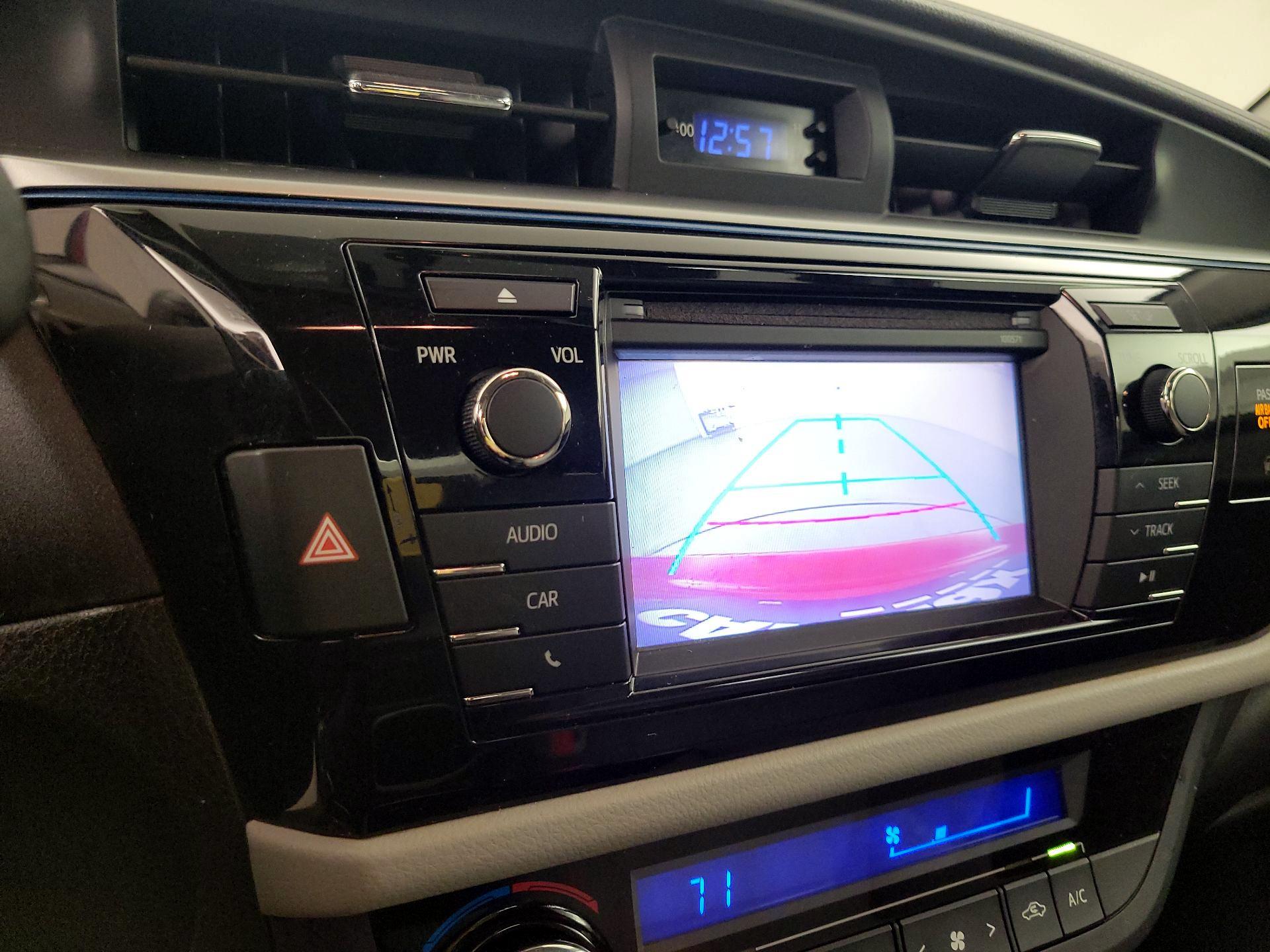 Thumbnail: 2016 Toyota Corolla - 14