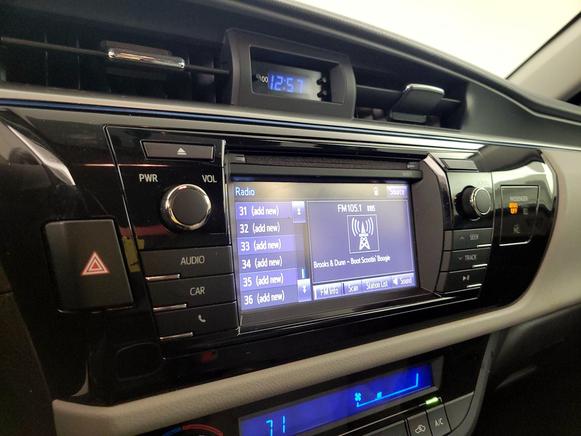 Thumbnail: 2016 Toyota Corolla - 15