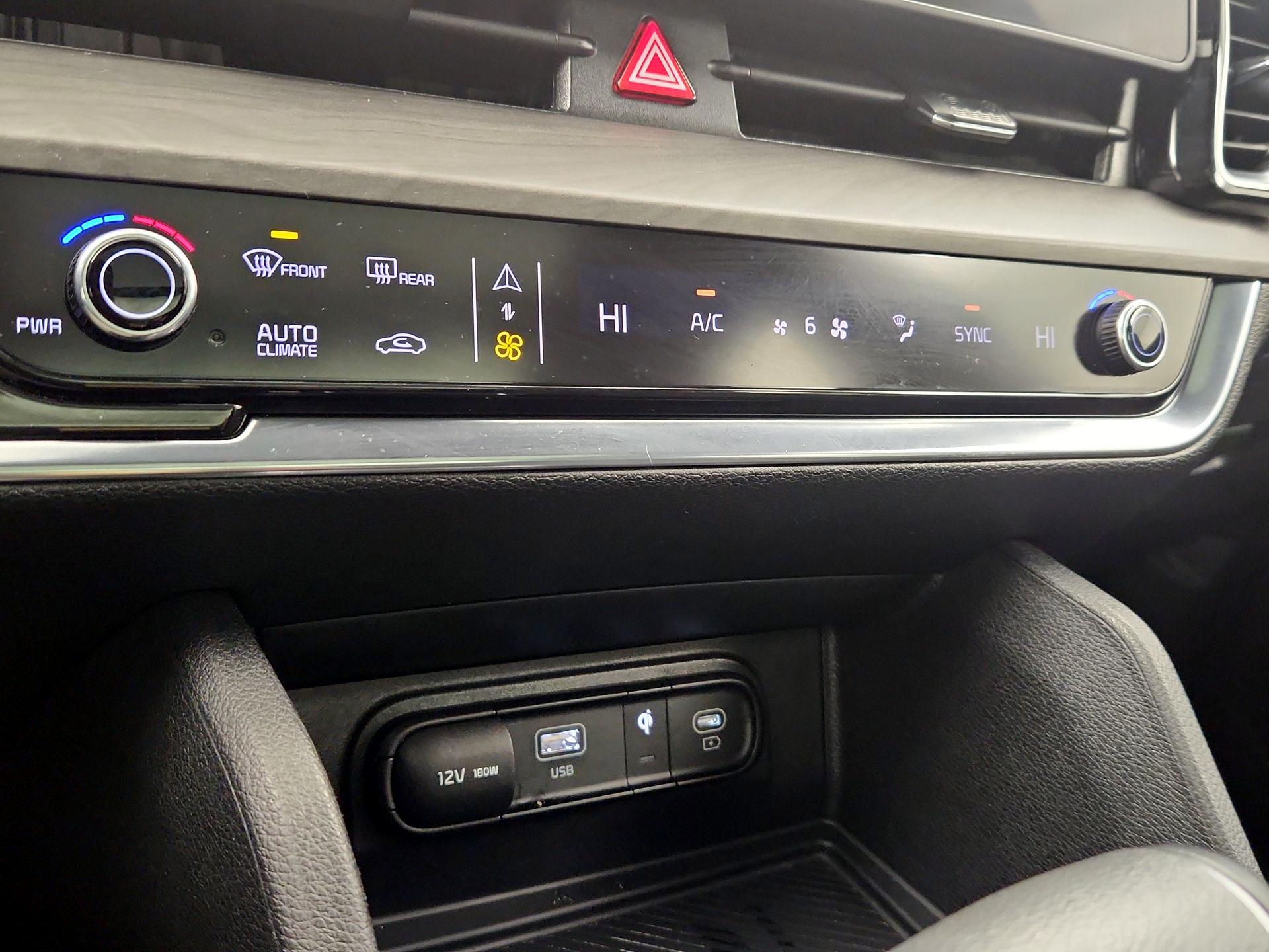 Thumbnail: 2023 Kia Sportage - 17