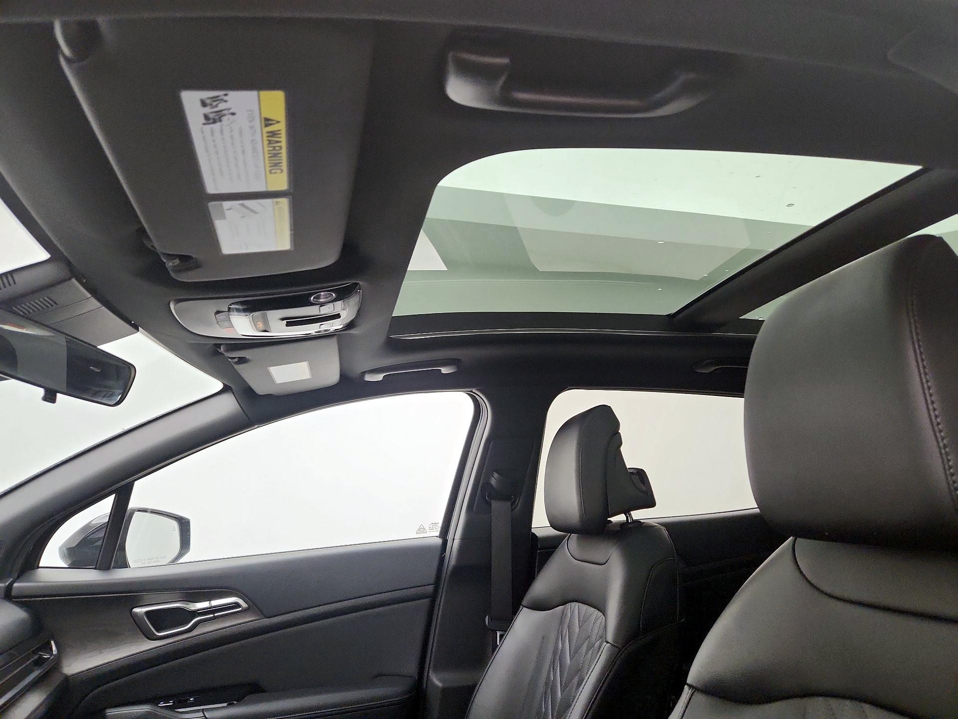 Thumbnail: 2023 Kia Sportage - 20