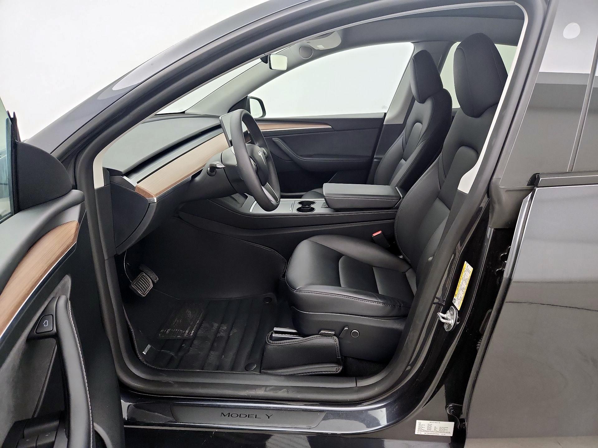 Thumbnail: 2024 Tesla Model Y - 11