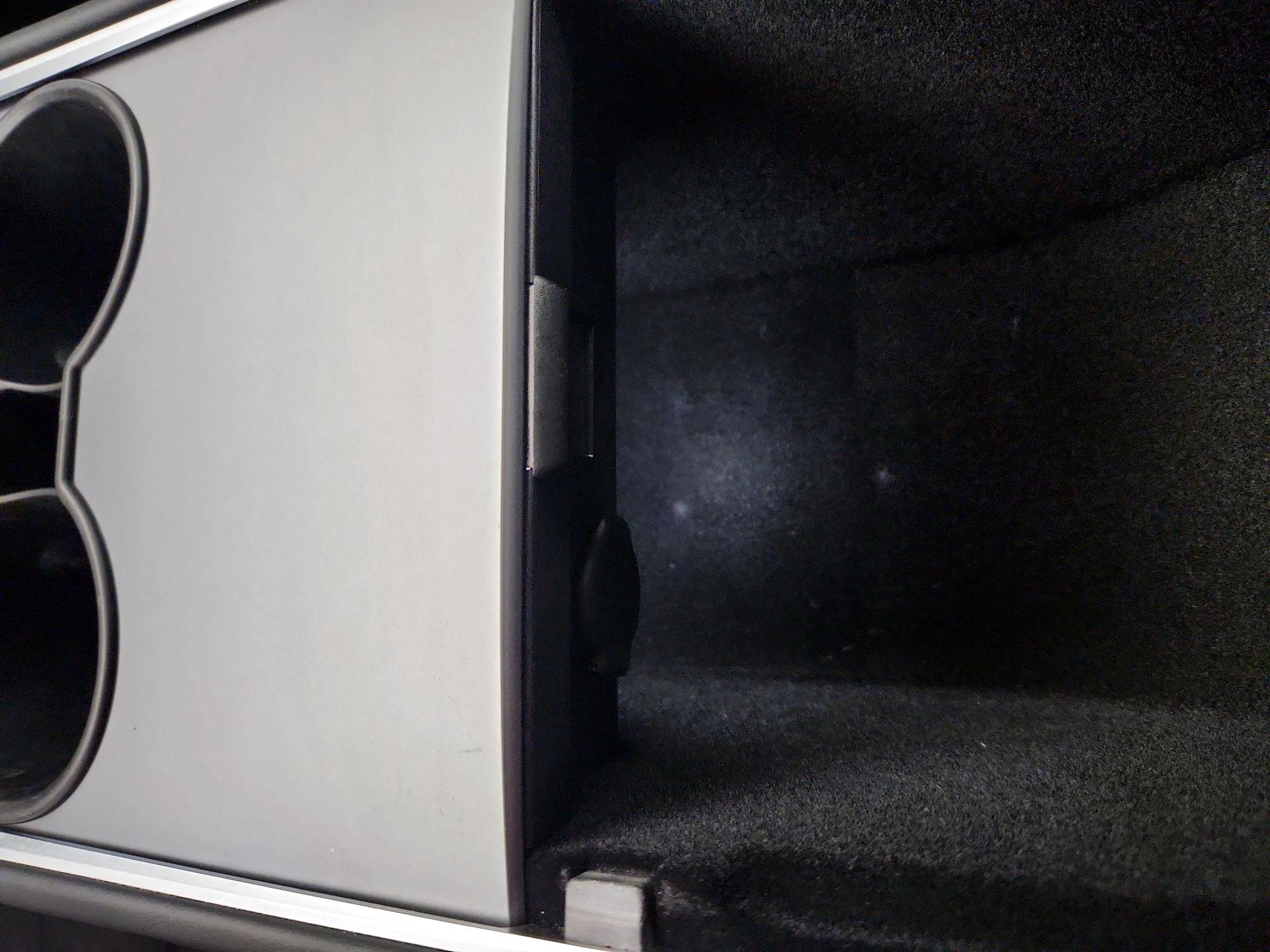 Thumbnail: 2024 Tesla Model Y - 18