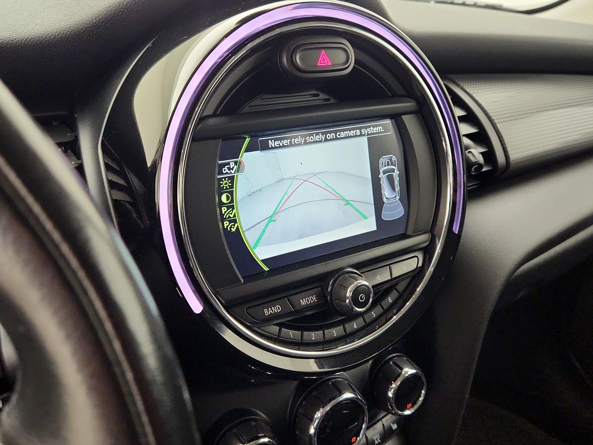 Thumbnail: 2018 MINI Cooper Hardtop - 14