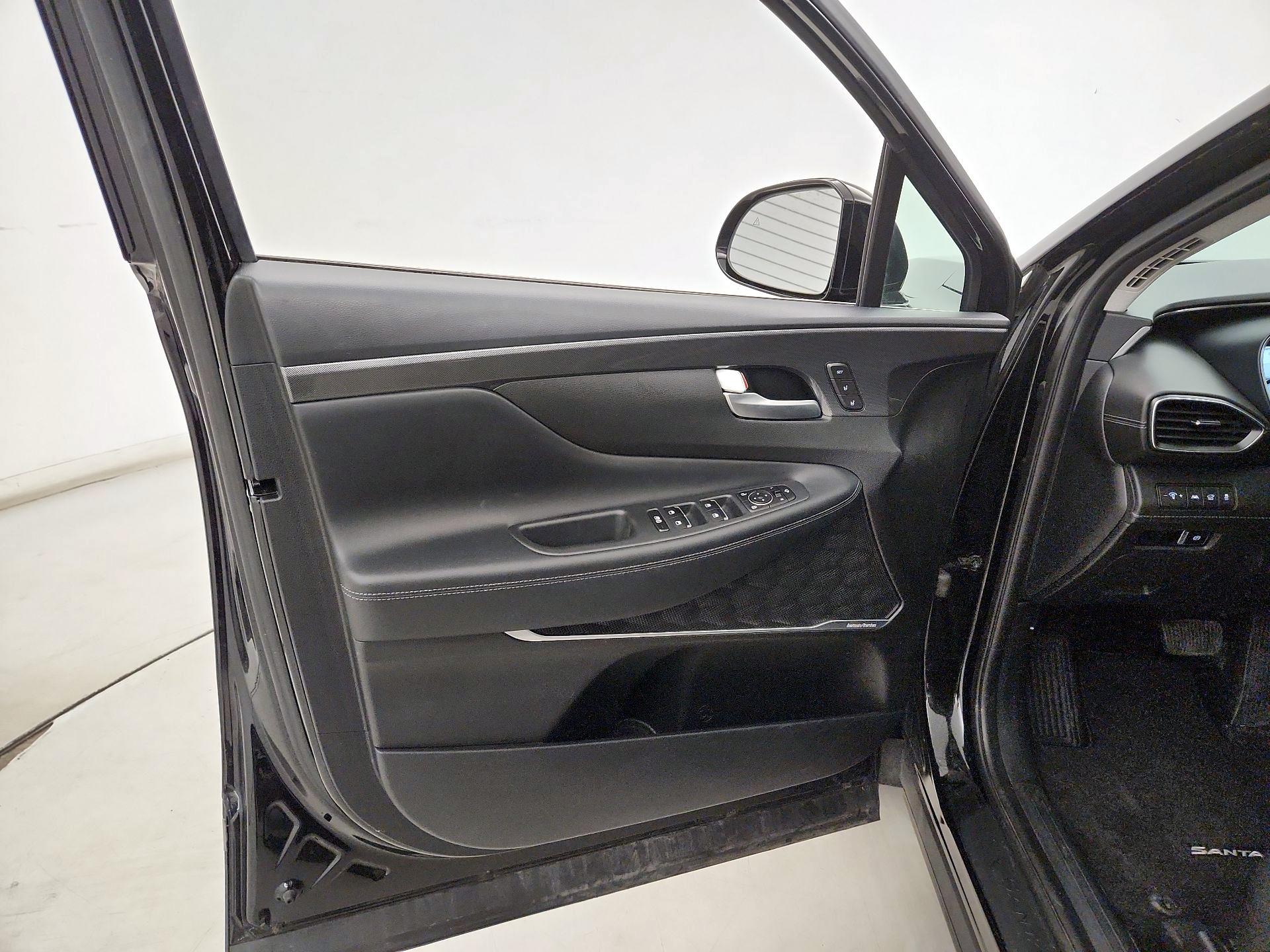 Thumbnail: 2022 Hyundai Santa Fe - 12