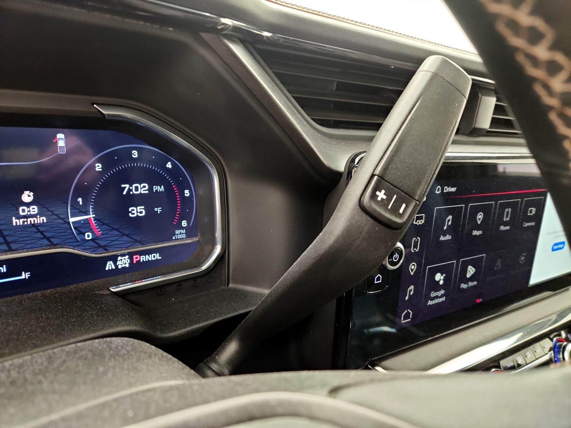 Thumbnail: 2024 GMC Sierra 2500 - 17