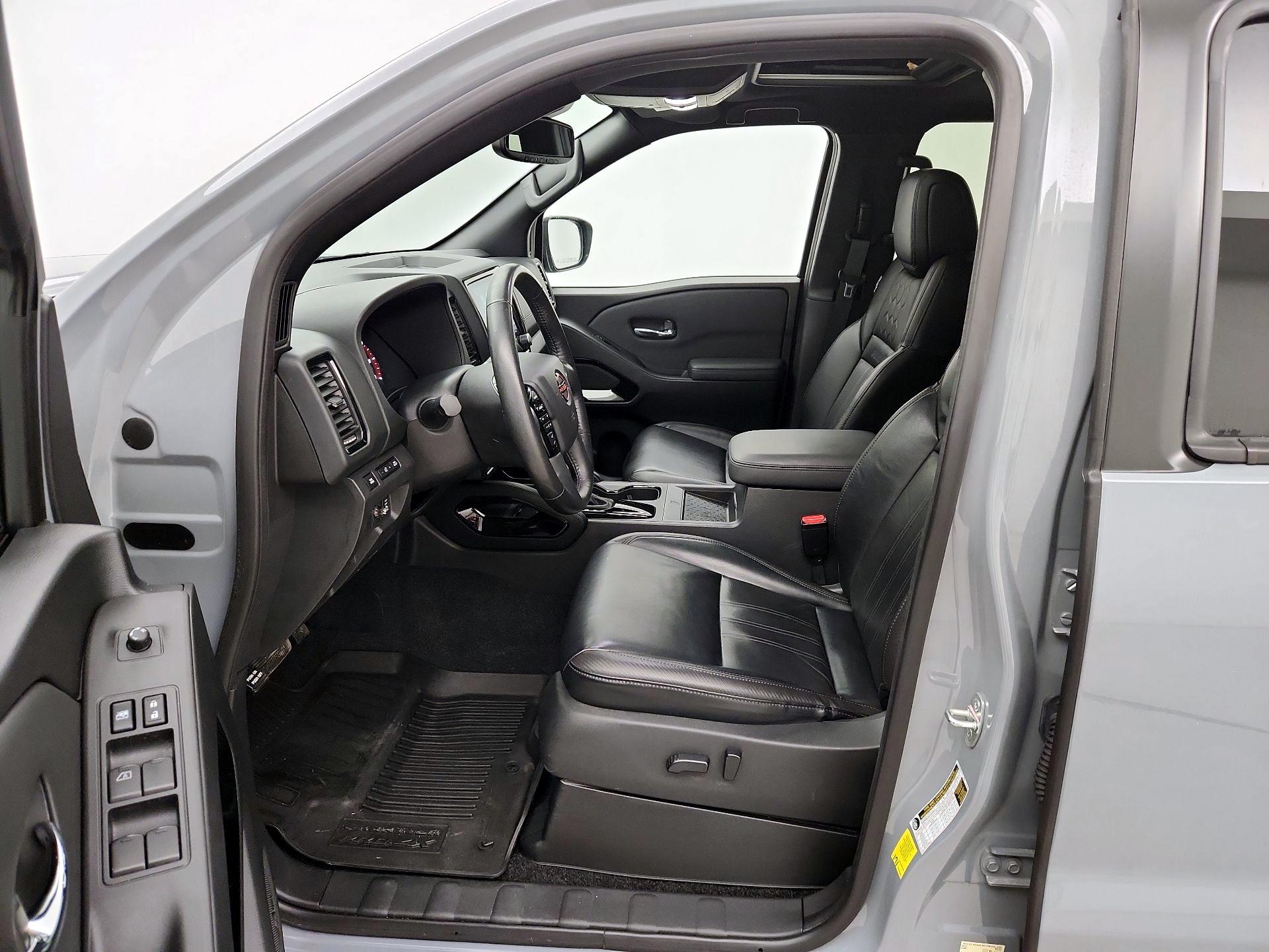 Thumbnail: 2022 Nissan Frontier - 11