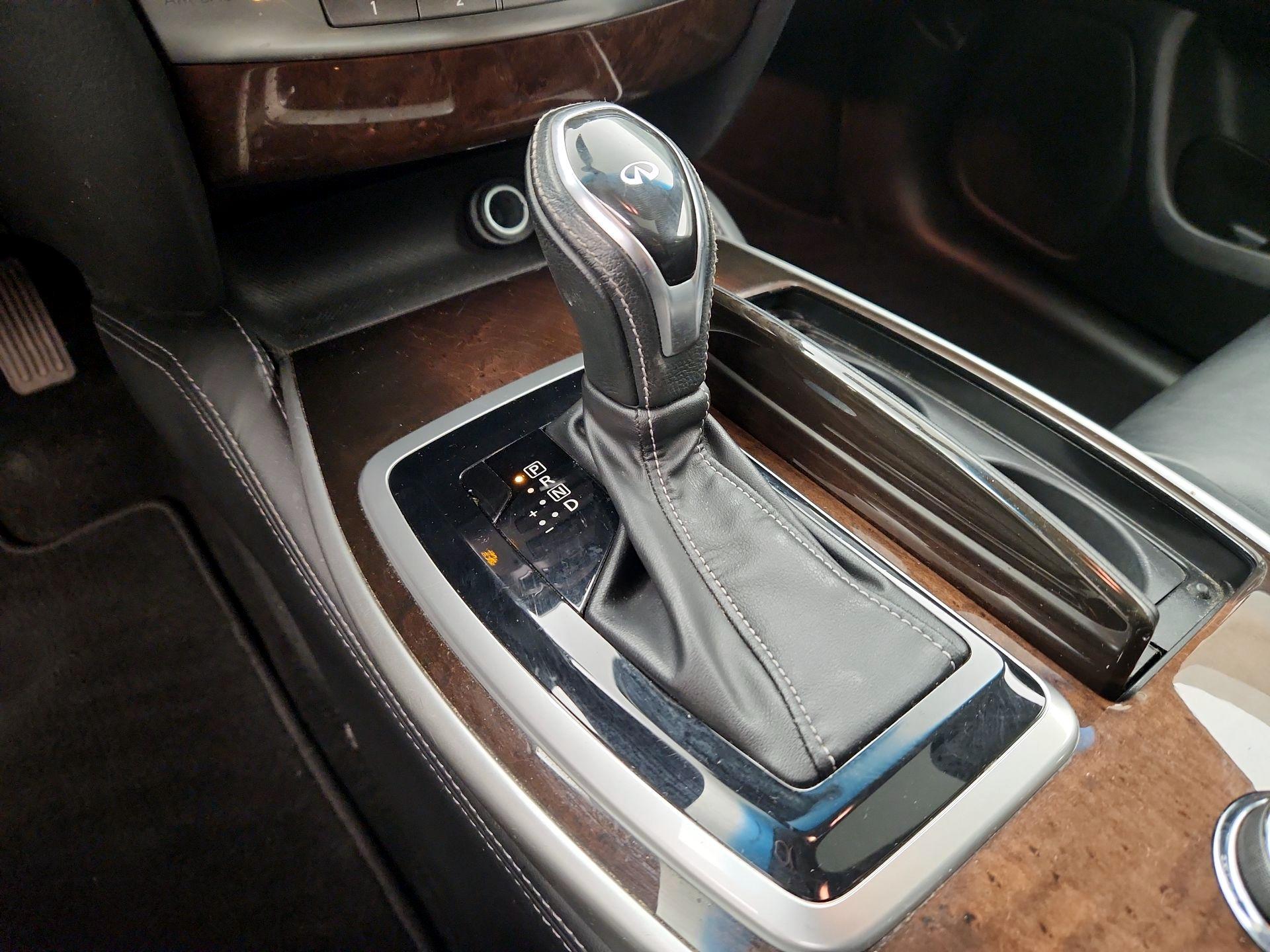 Thumbnail: 2016 INFINITI QX60 - 18