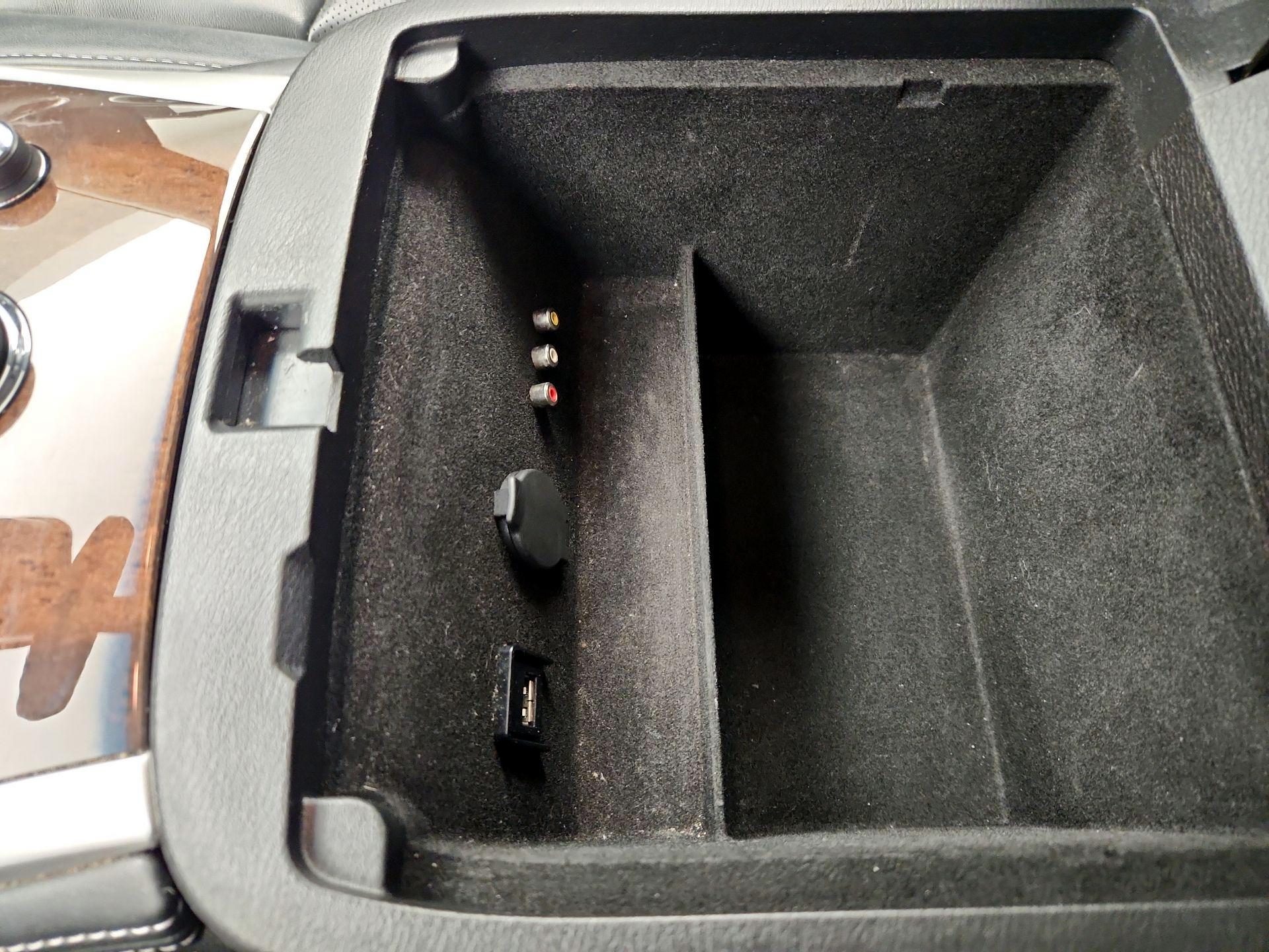 Thumbnail: 2016 INFINITI QX60 - 19