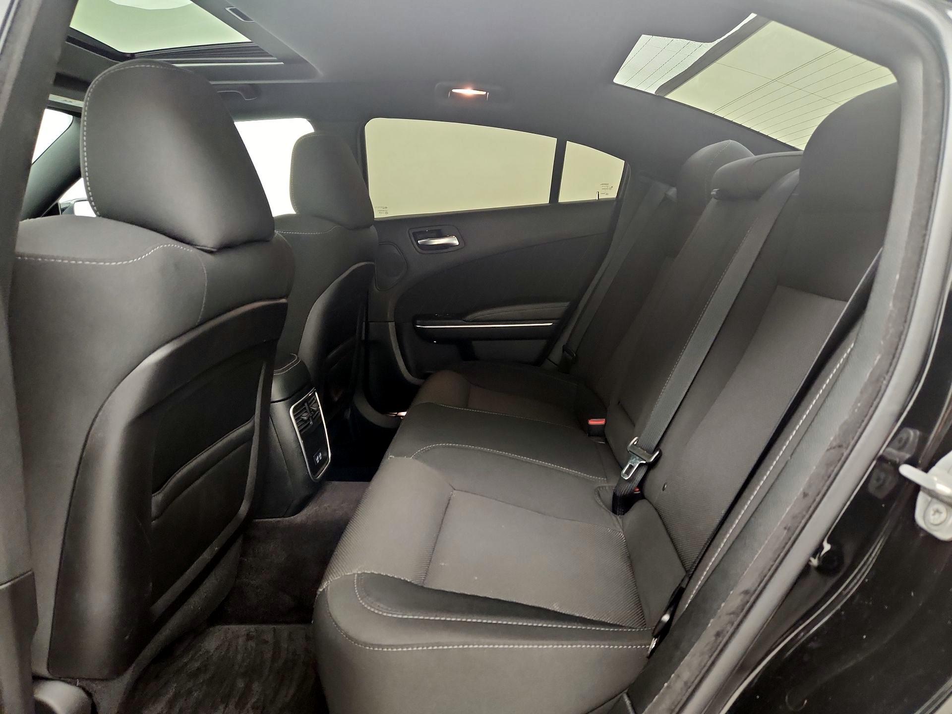 Thumbnail: 2018 Dodge Charger - 20