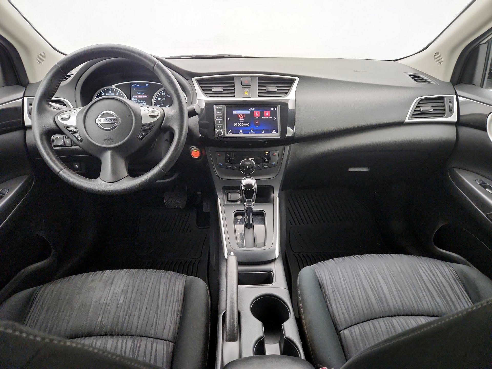 Thumbnail: 2019 Nissan Sentra - 9