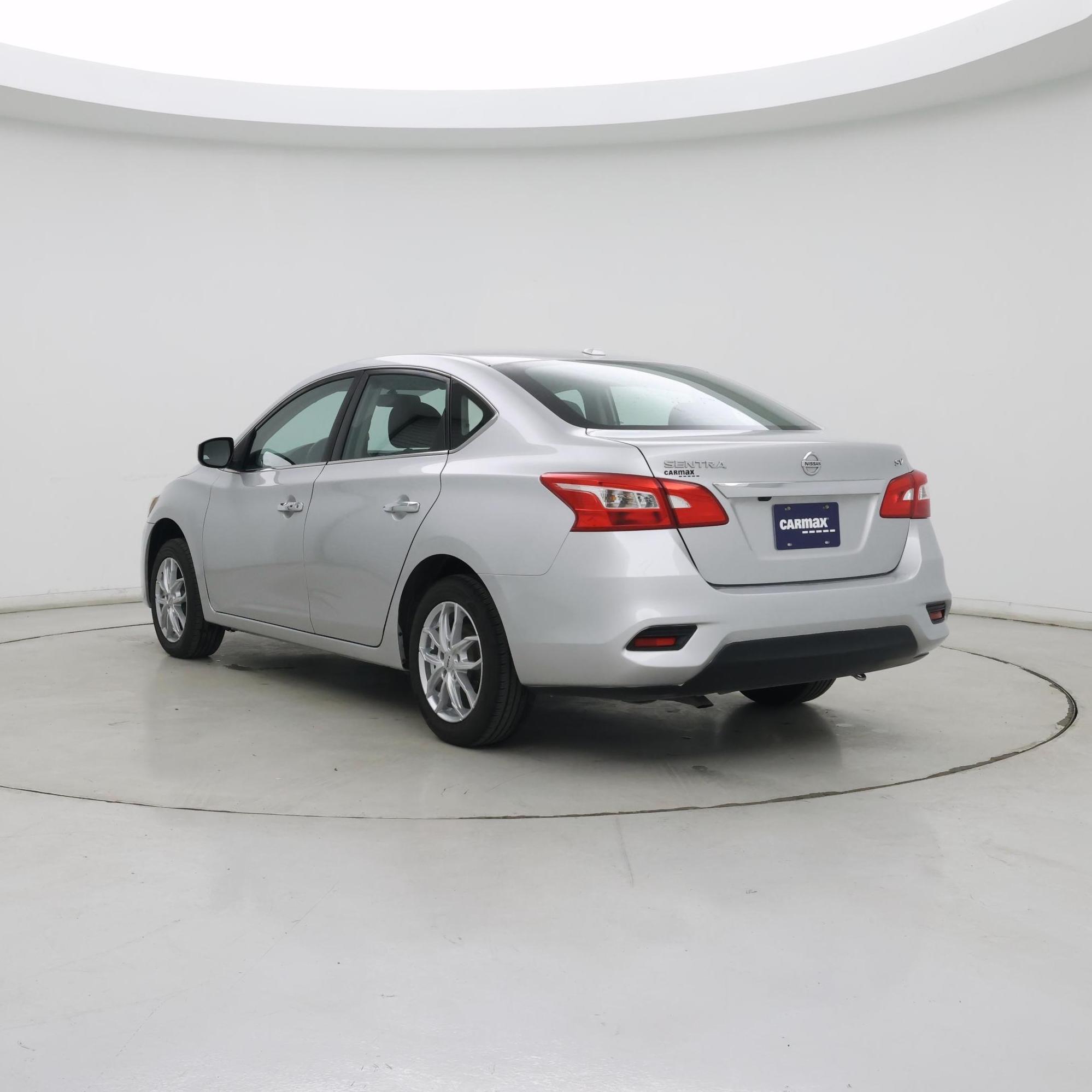 Thumbnail: 2019 Nissan Sentra - 2