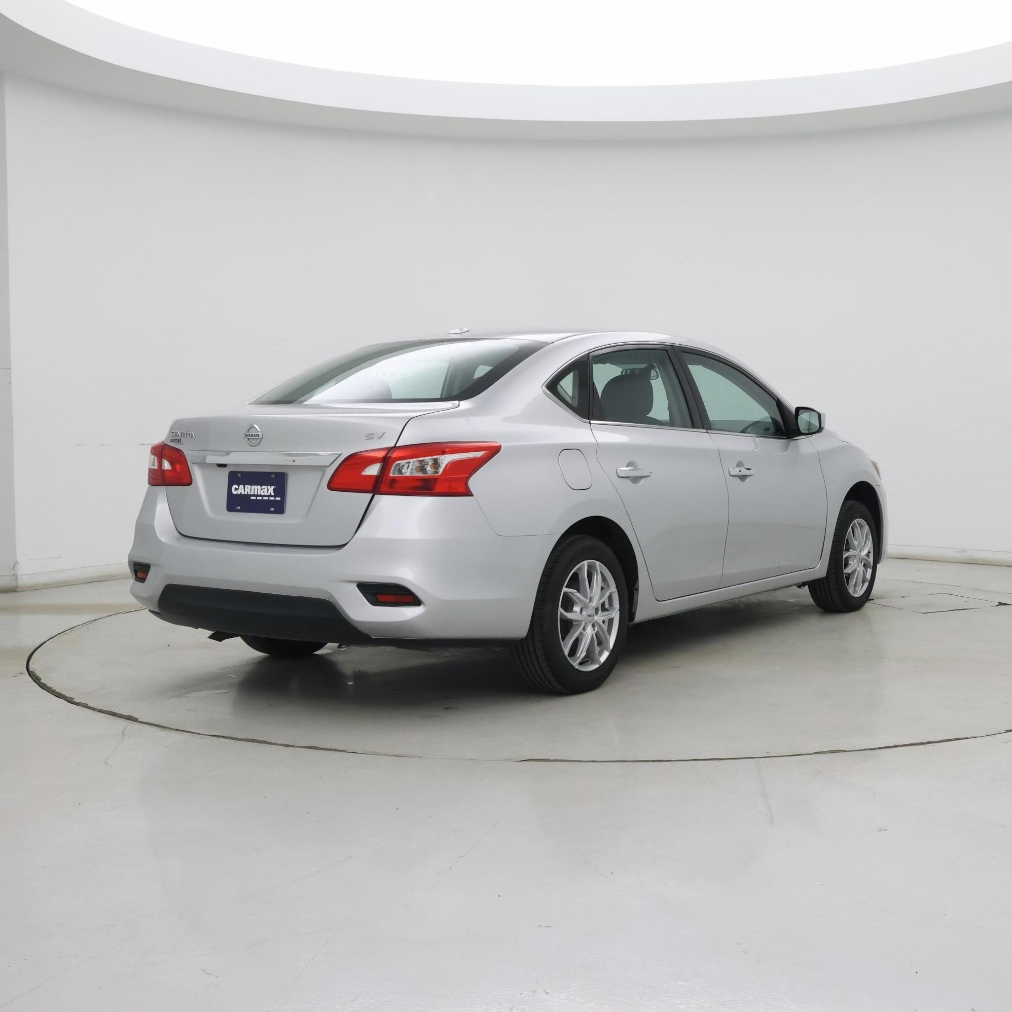 Thumbnail: 2019 Nissan Sentra - 8