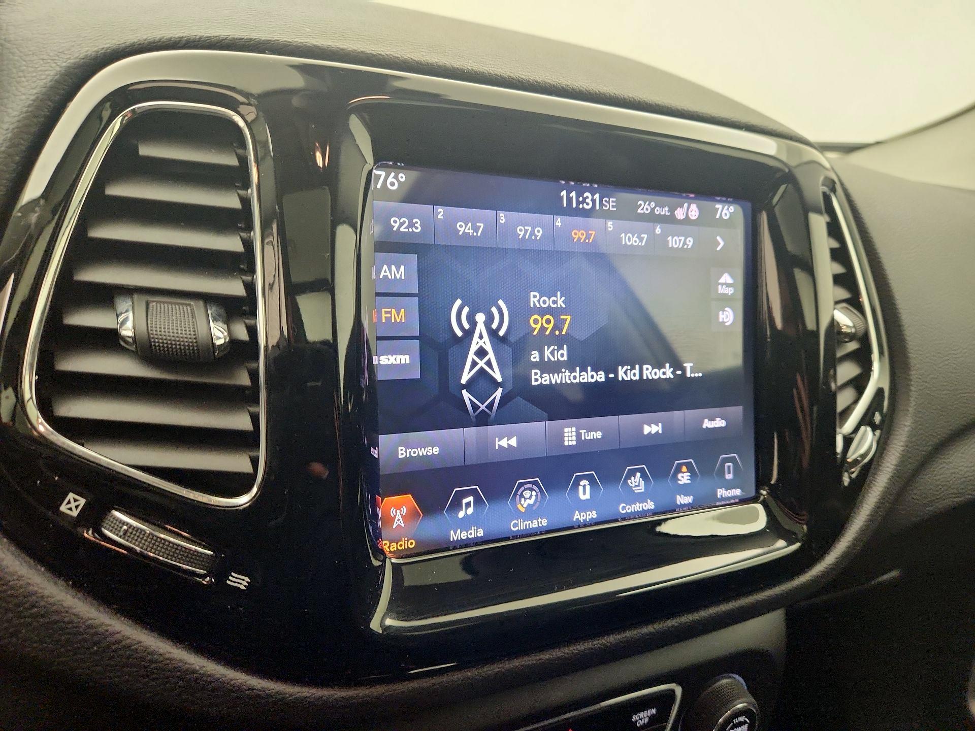 Thumbnail: 2017 Jeep Compass - 16