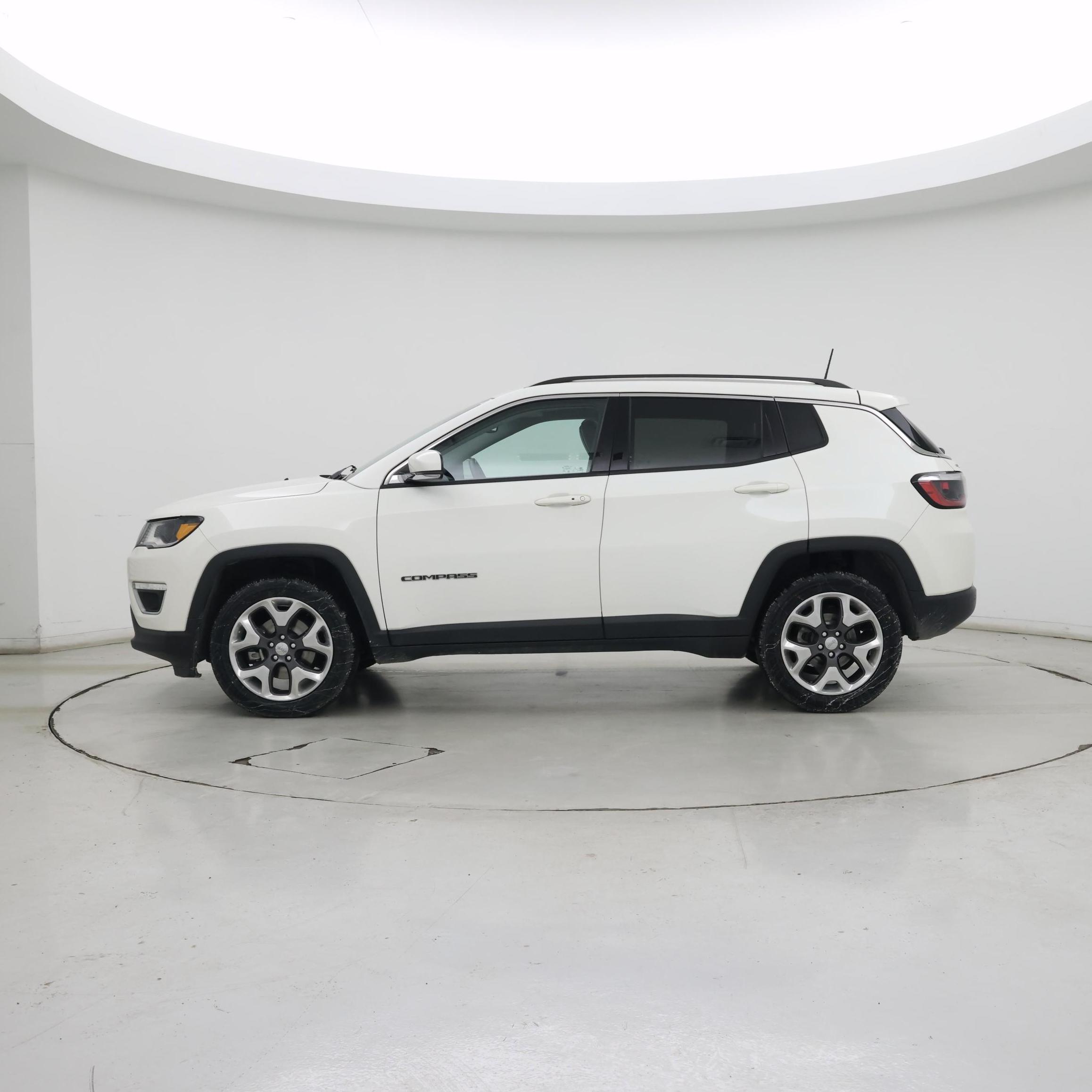 Thumbnail: 2017 Jeep Compass - 3
