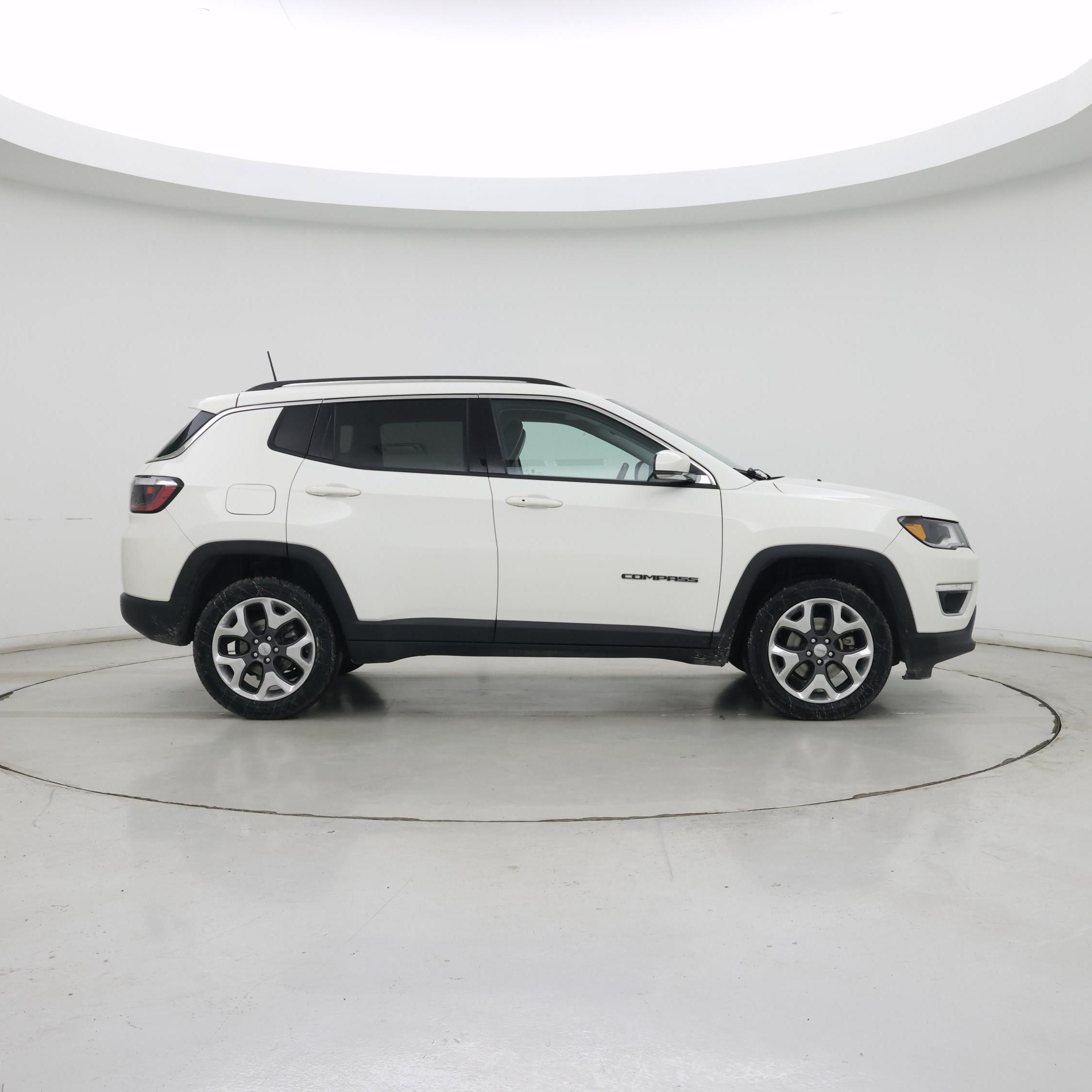 Thumbnail: 2017 Jeep Compass - 7