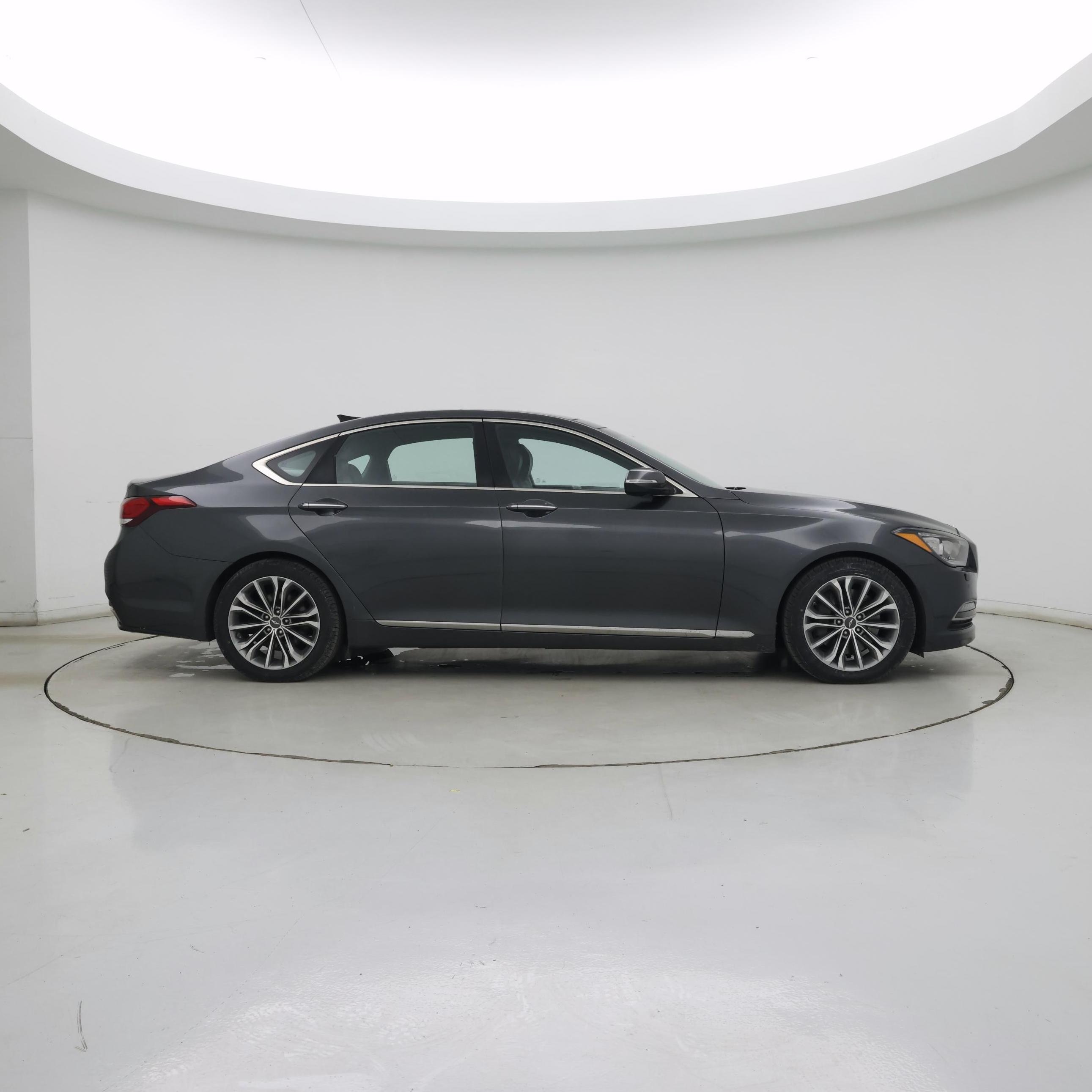 Thumbnail: 2017 Genesis G80 - 7