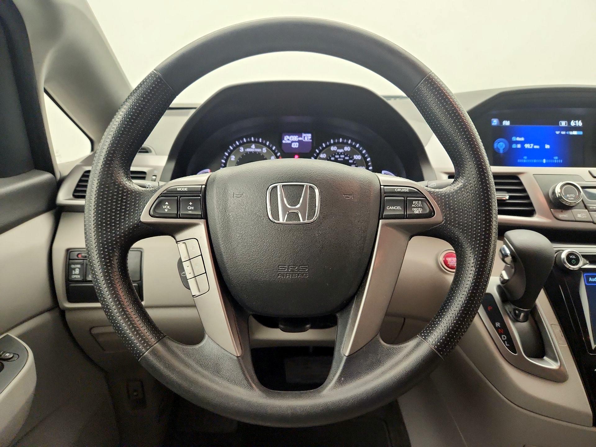 Thumbnail: 2016 Honda Odyssey - 10