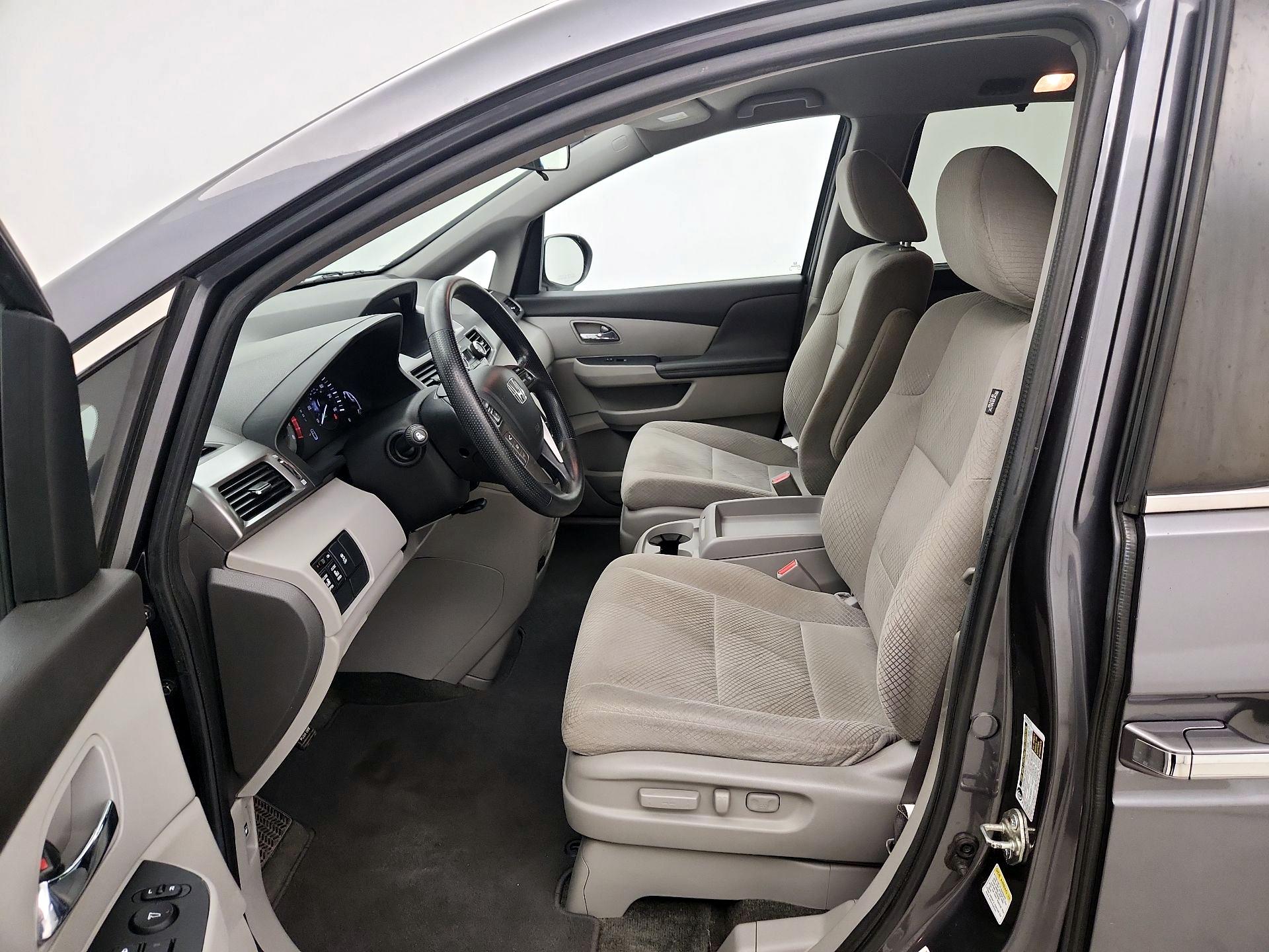 Thumbnail: 2016 Honda Odyssey - 11