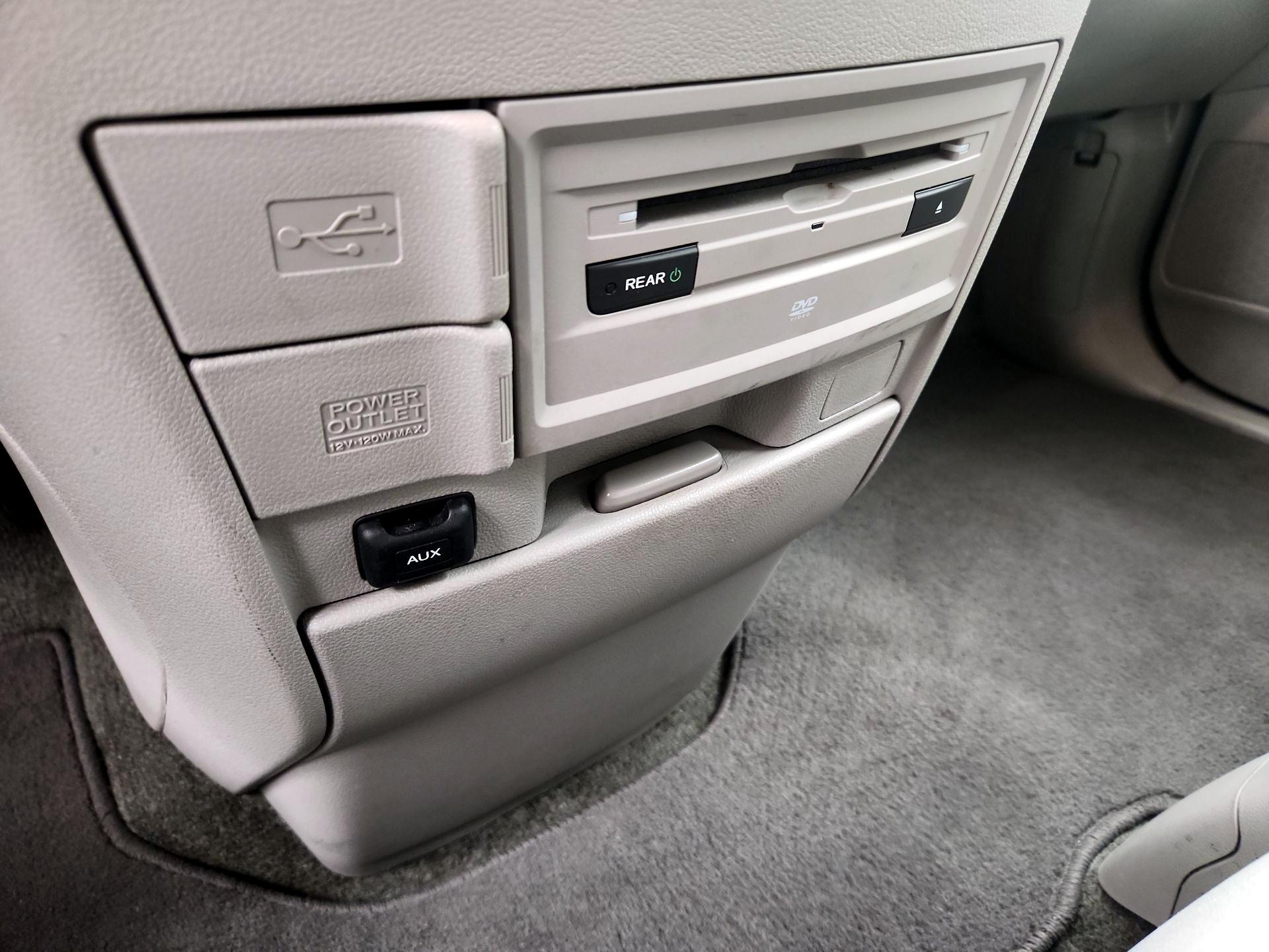 Thumbnail: 2016 Honda Odyssey - 18