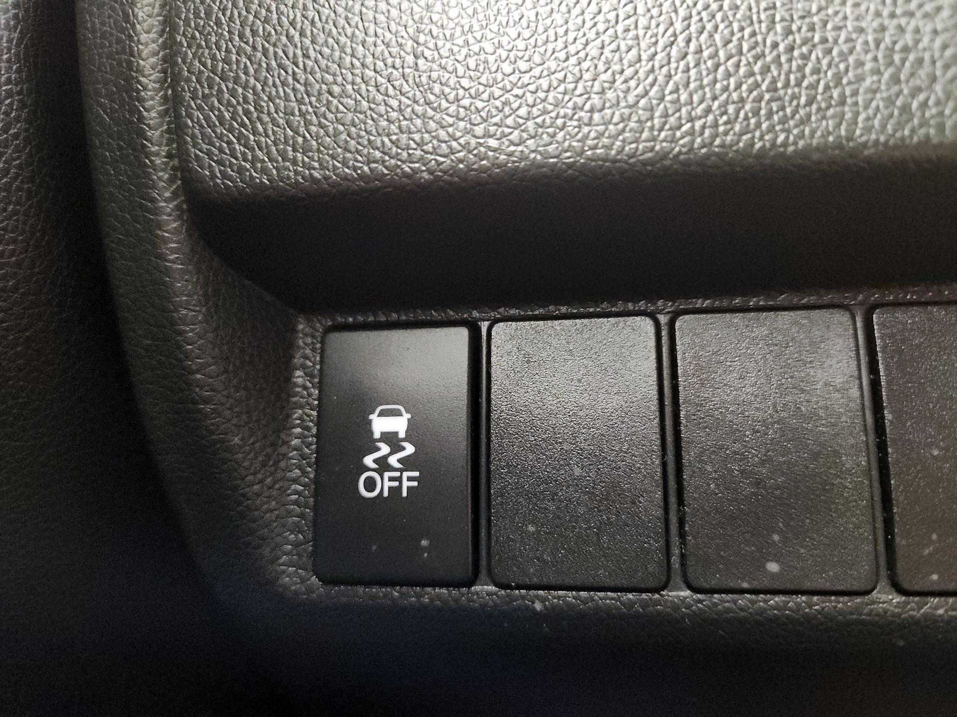 Thumbnail: 2015 Honda Fit - 13