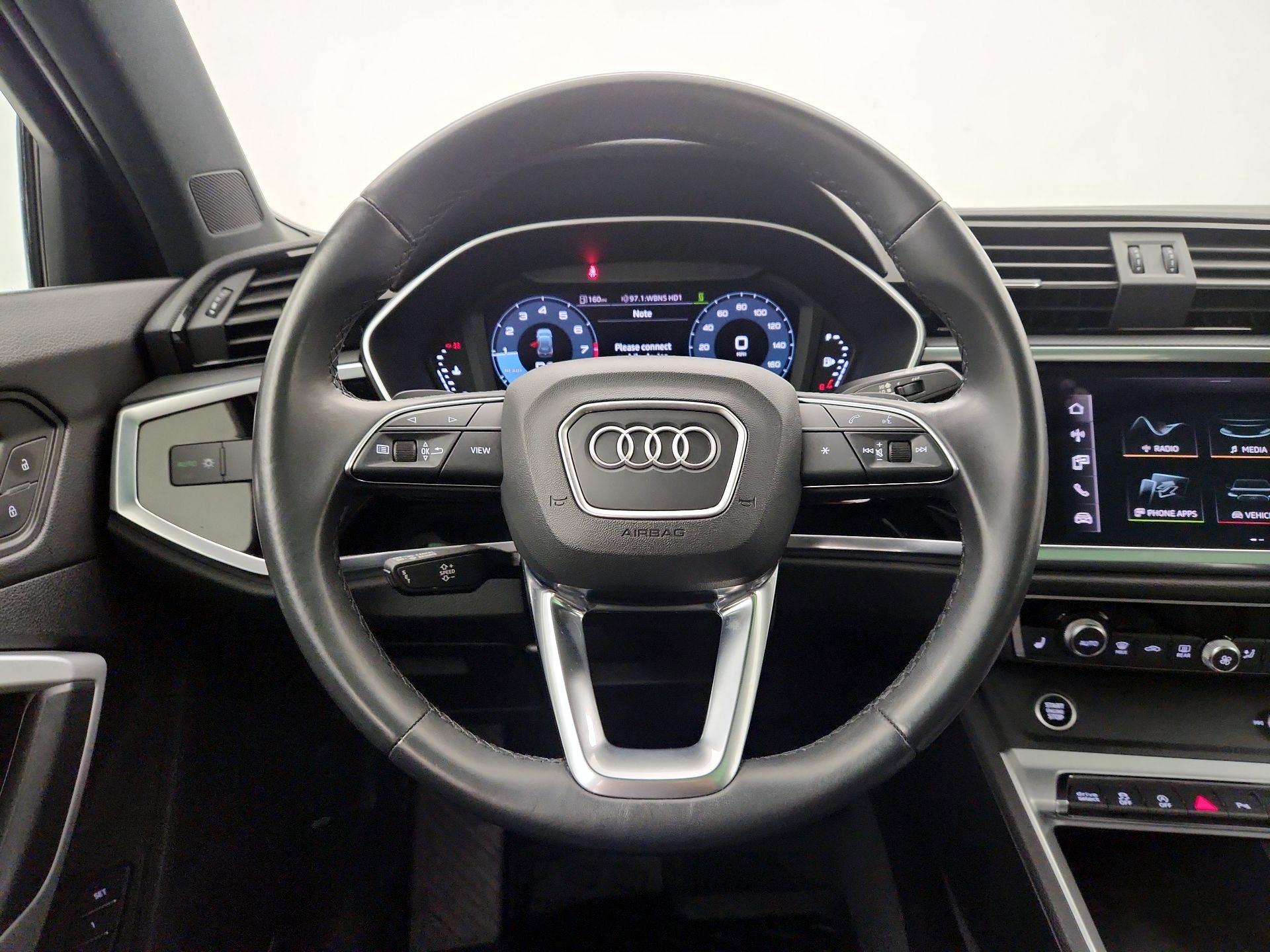 Thumbnail: 2022 Audi Q3 - 10