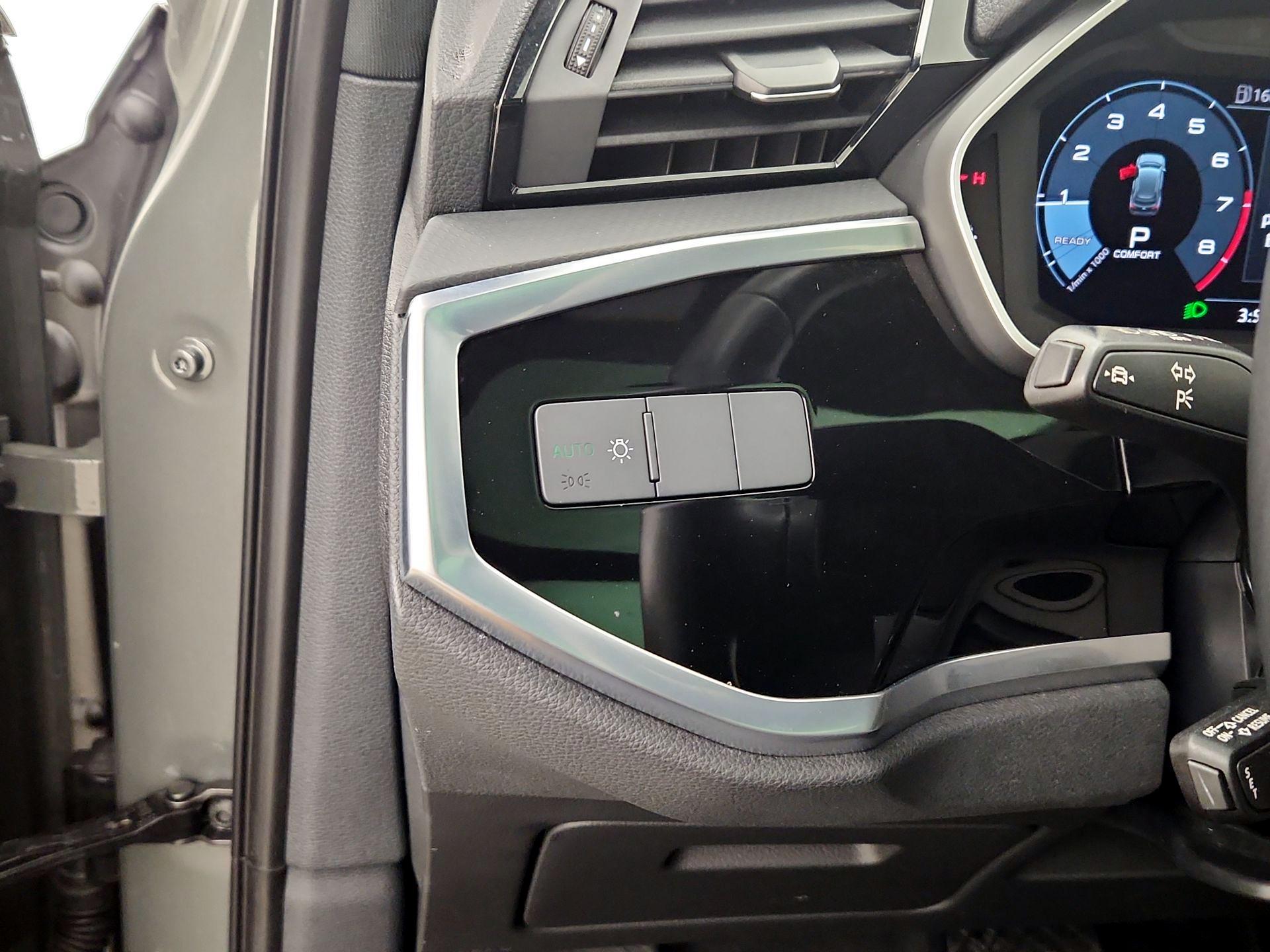 Thumbnail: 2022 Audi Q3 - 13