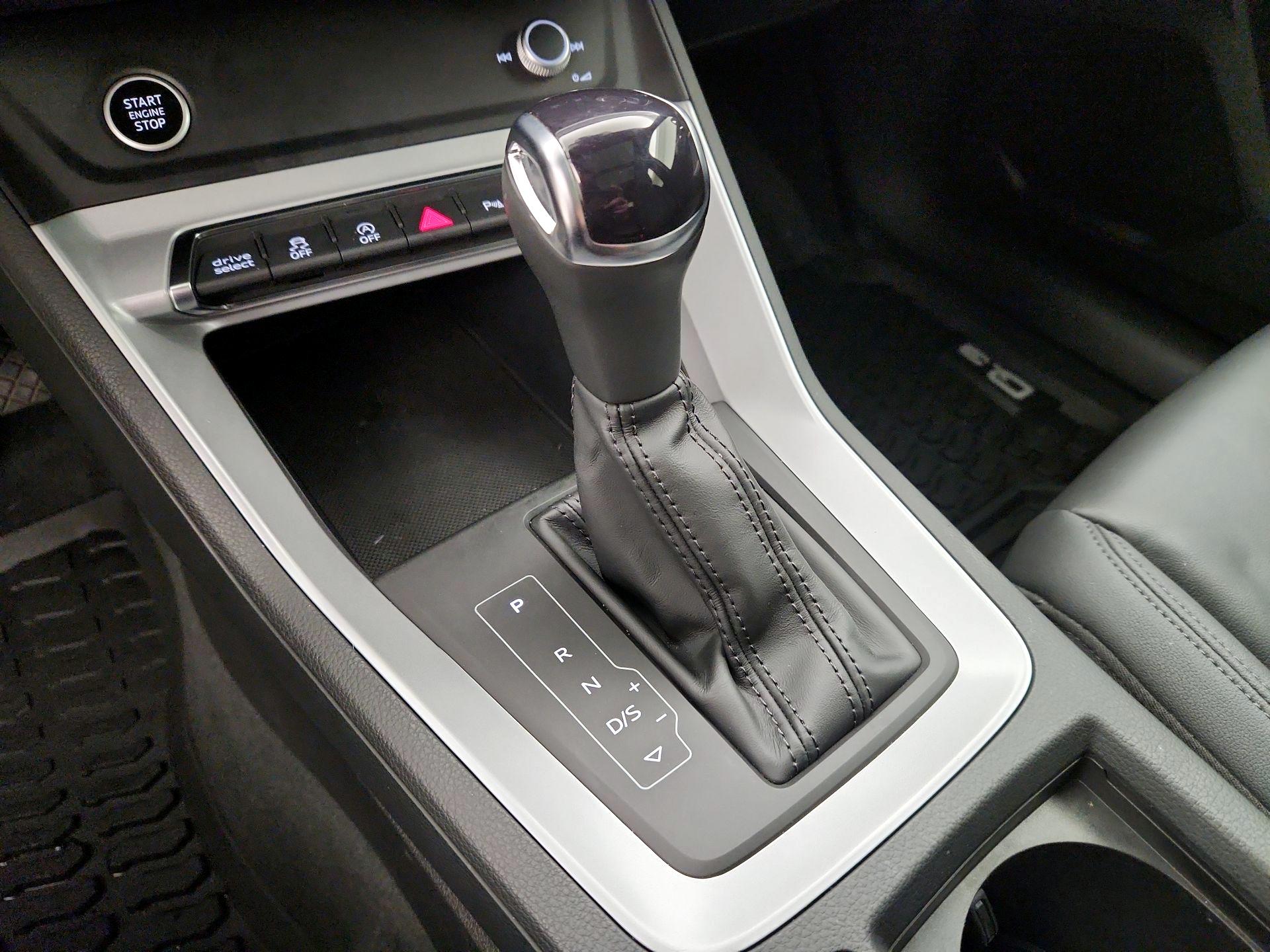 Thumbnail: 2022 Audi Q3 - 17