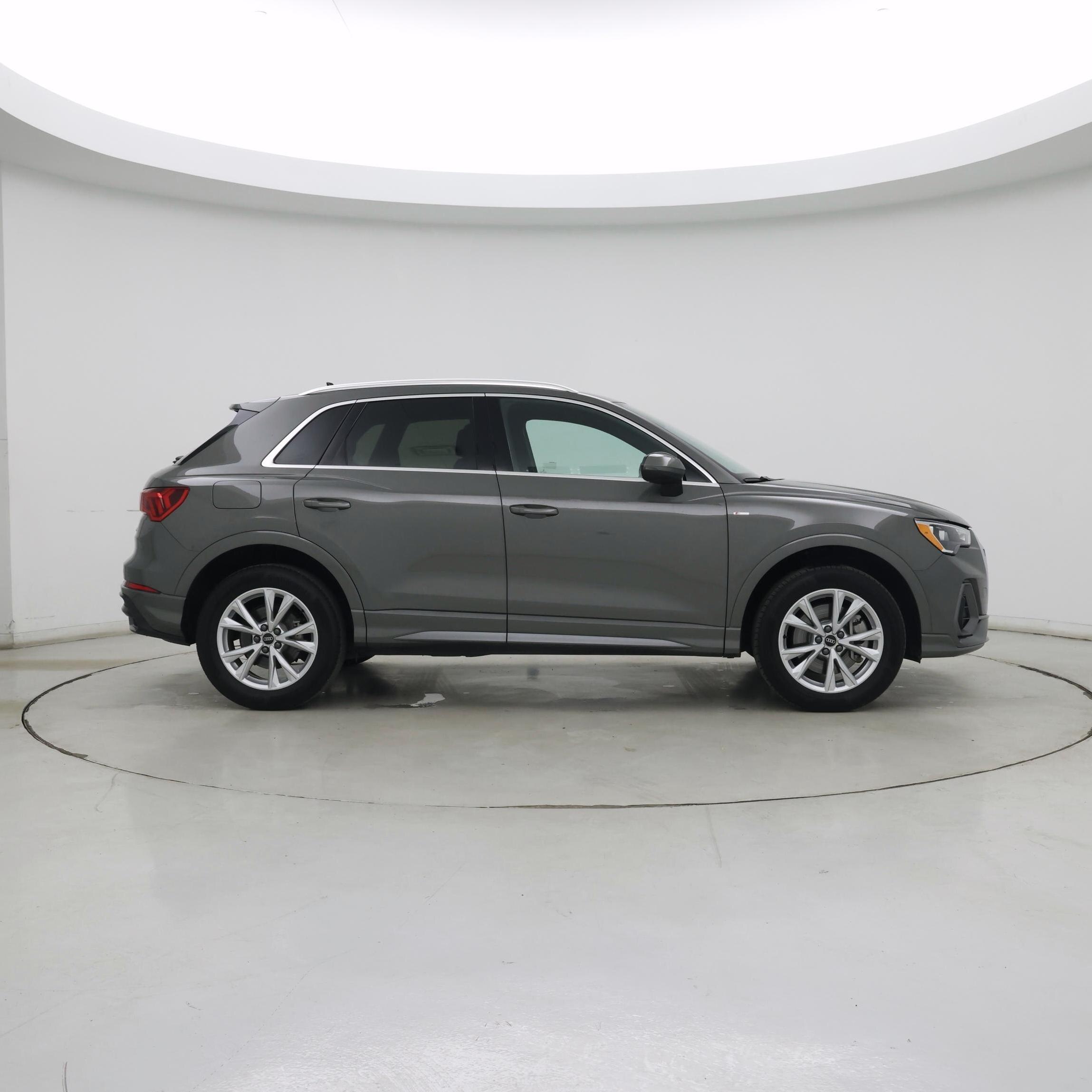 Thumbnail: 2022 Audi Q3 - 7