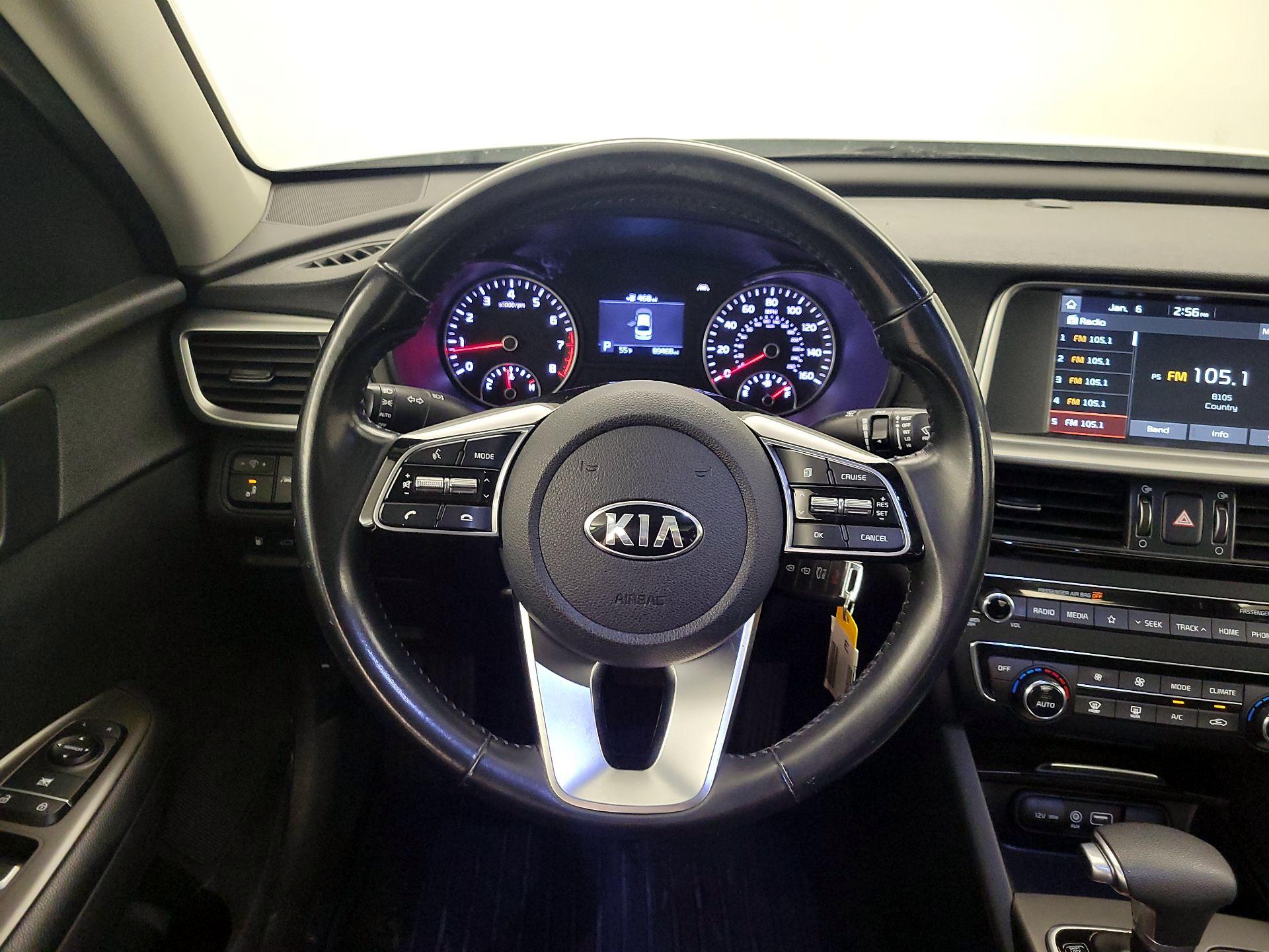 Thumbnail: 2019 Kia Optima - 10