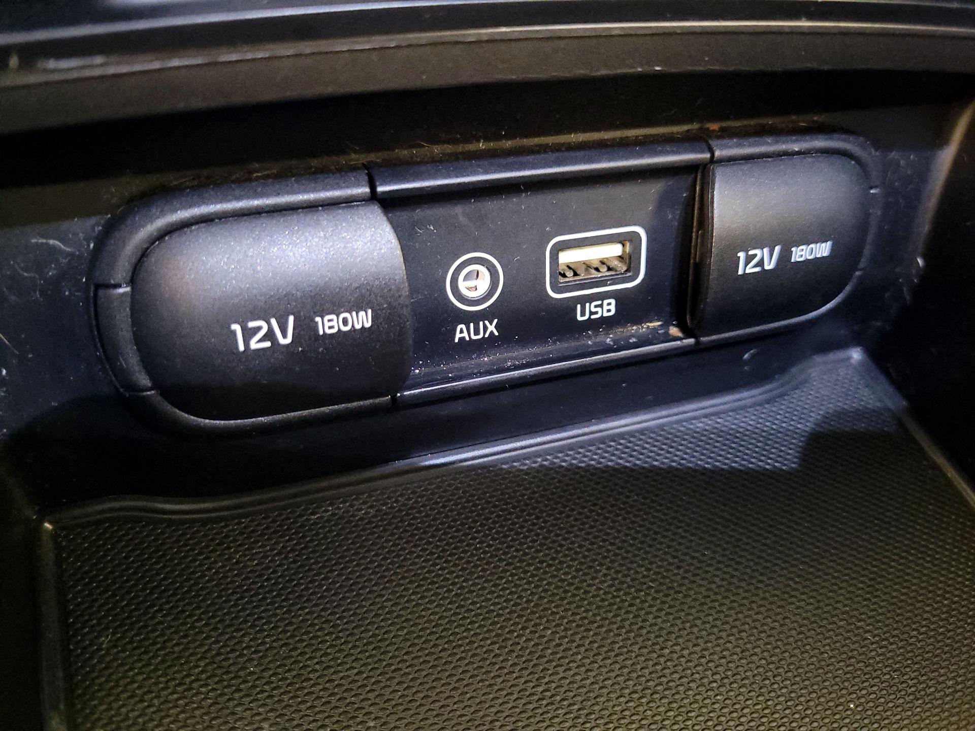 Thumbnail: 2019 Kia Optima - 18