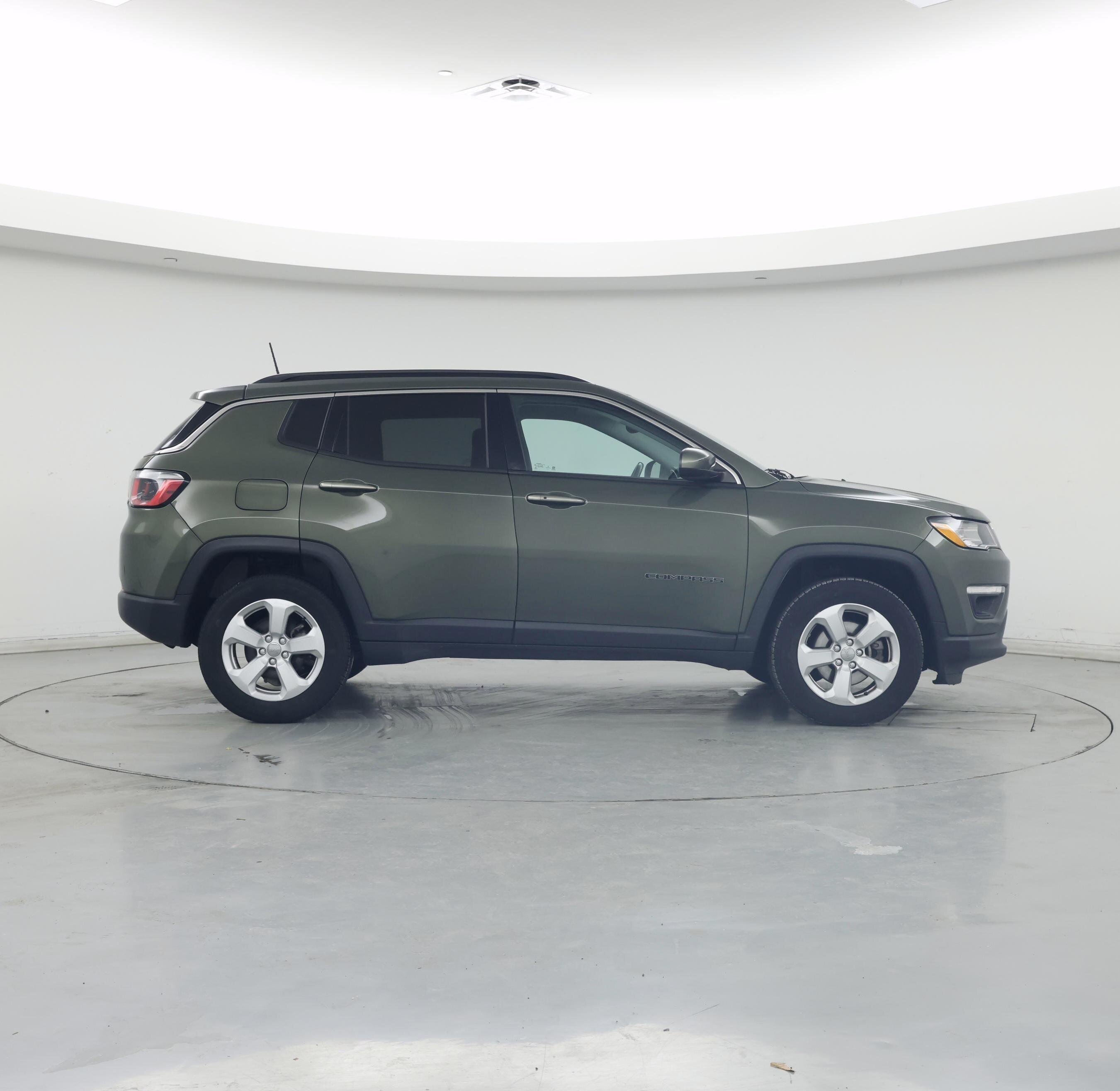 Thumbnail: 2018 Jeep Compass - 7