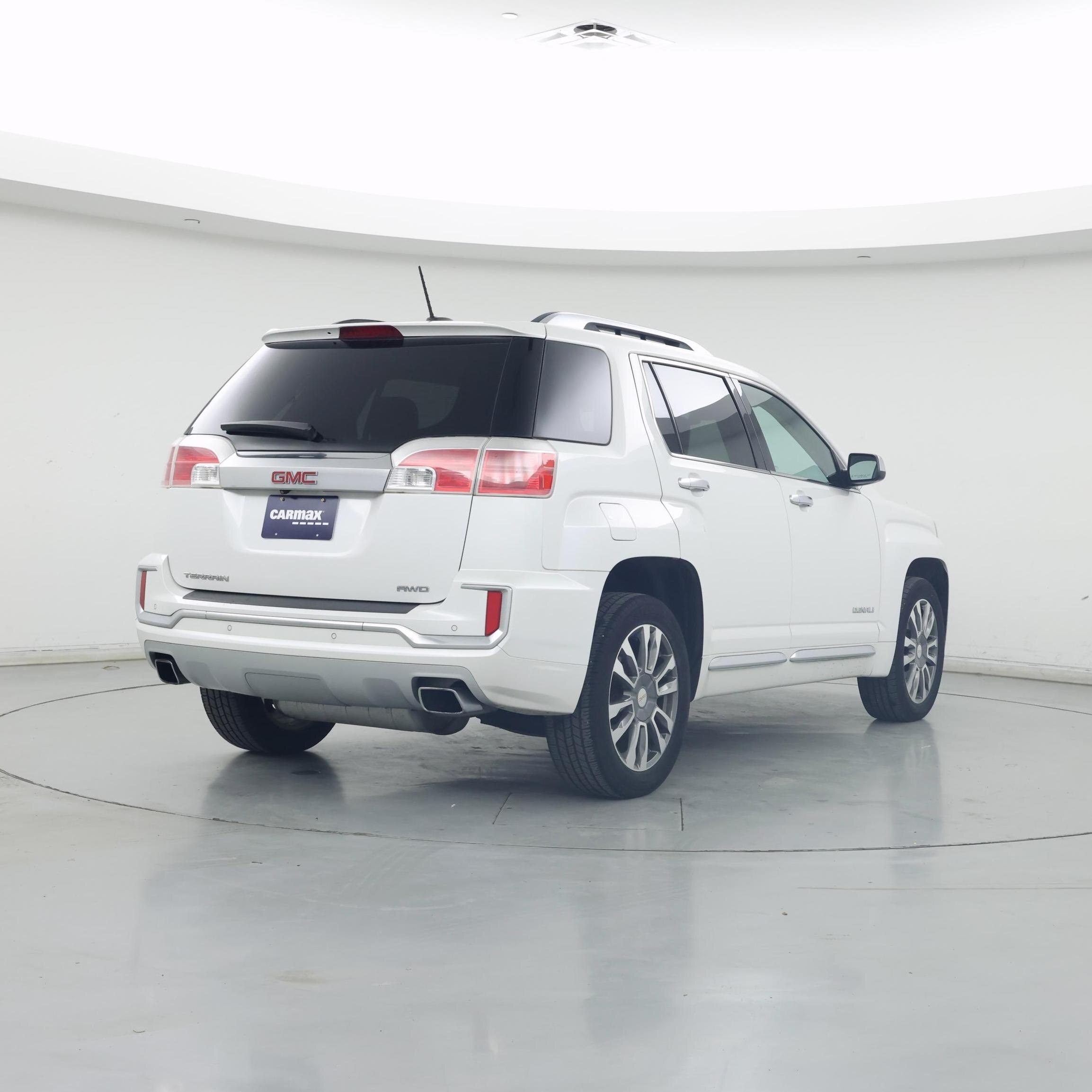 Thumbnail: 2017 GMC Terrain - 8