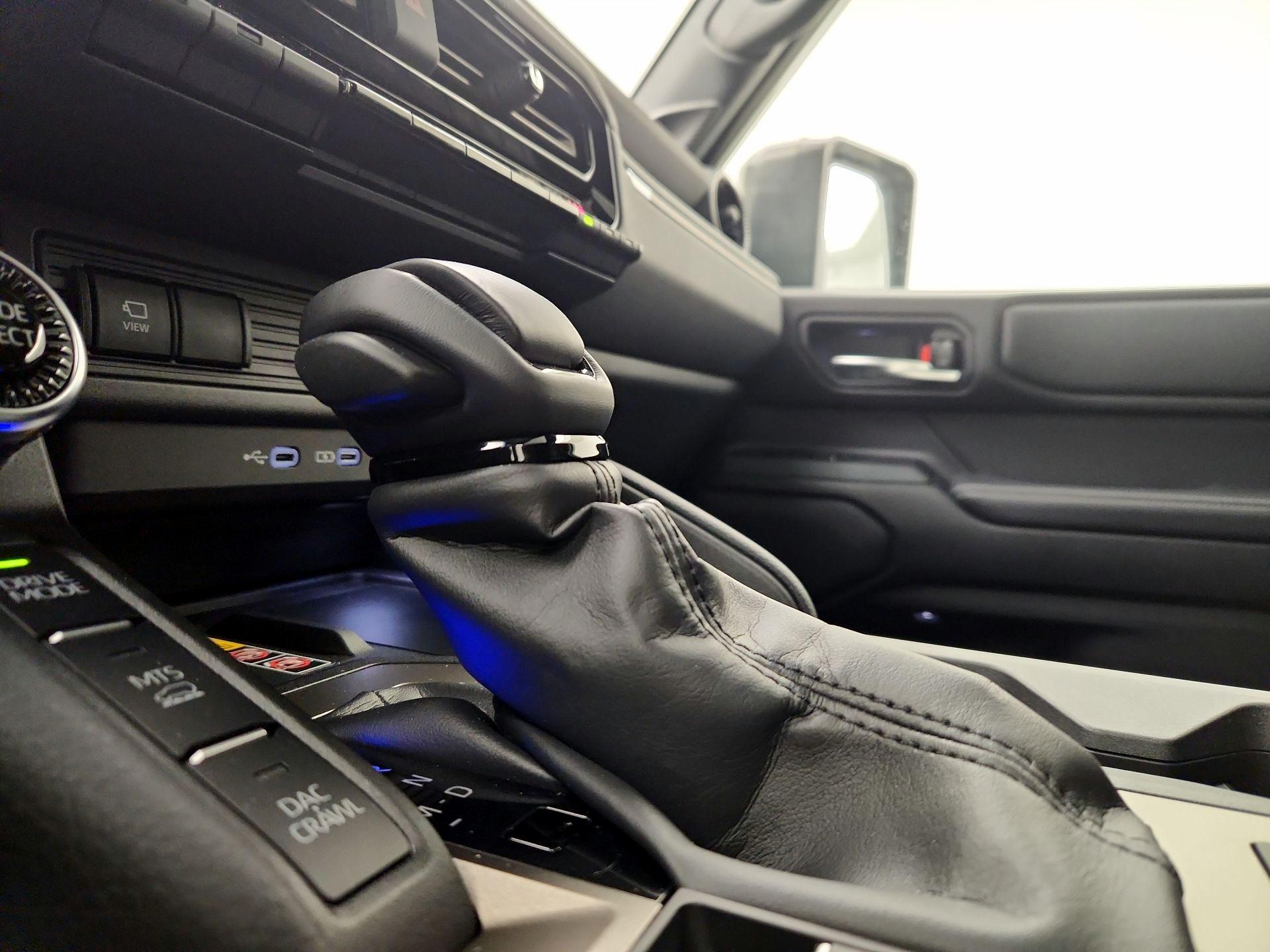 Thumbnail: 2025 Toyota Land Cruiser - 17