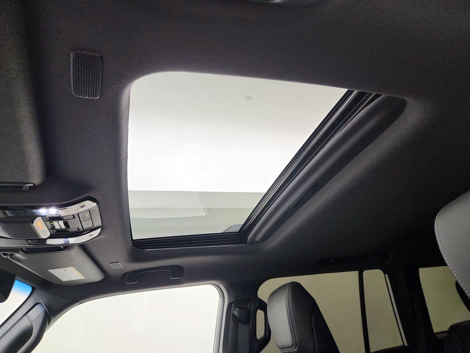 Thumbnail: 2025 Toyota Land Cruiser - 19