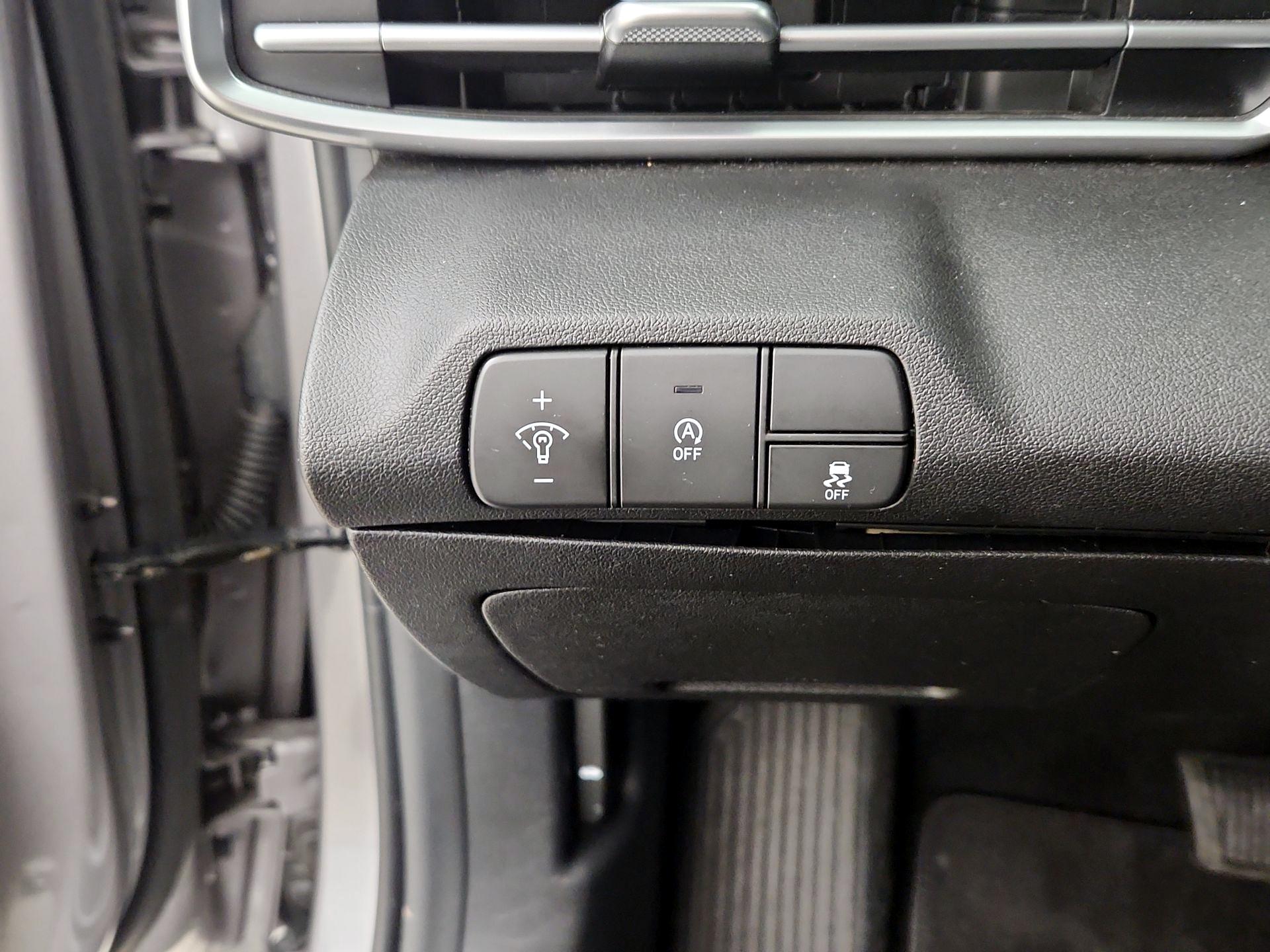 Thumbnail: 2024 Hyundai Elantra - 13