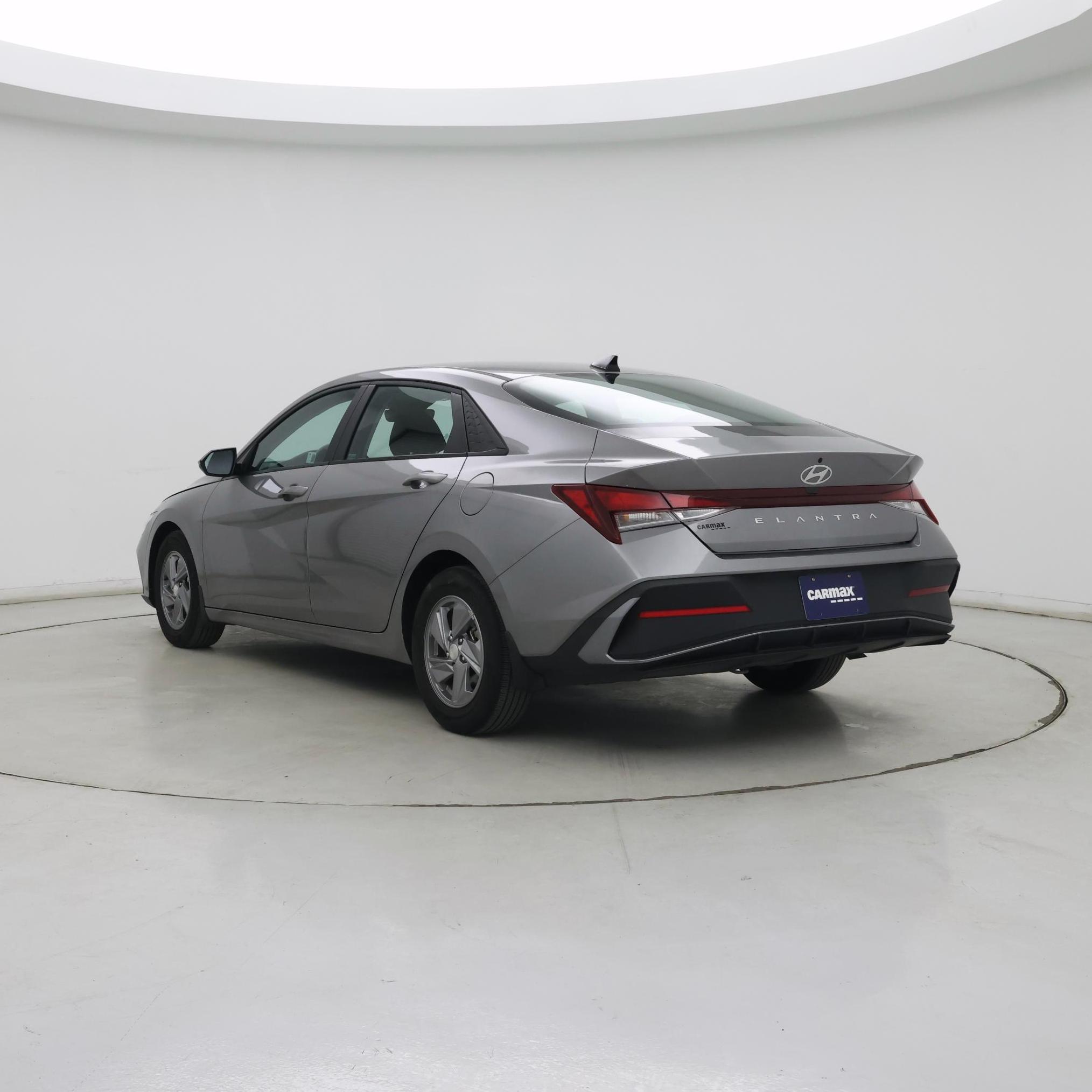 Thumbnail: 2024 Hyundai Elantra - 2