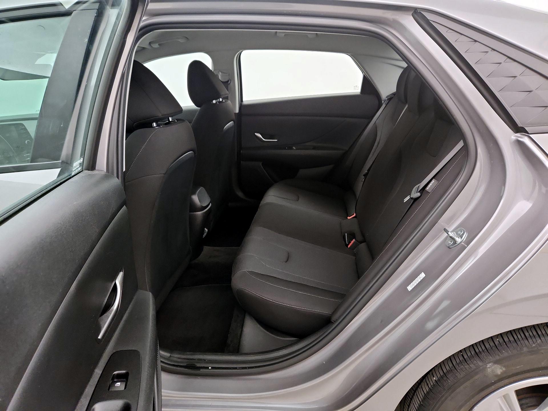 Thumbnail: 2024 Hyundai Elantra - 19