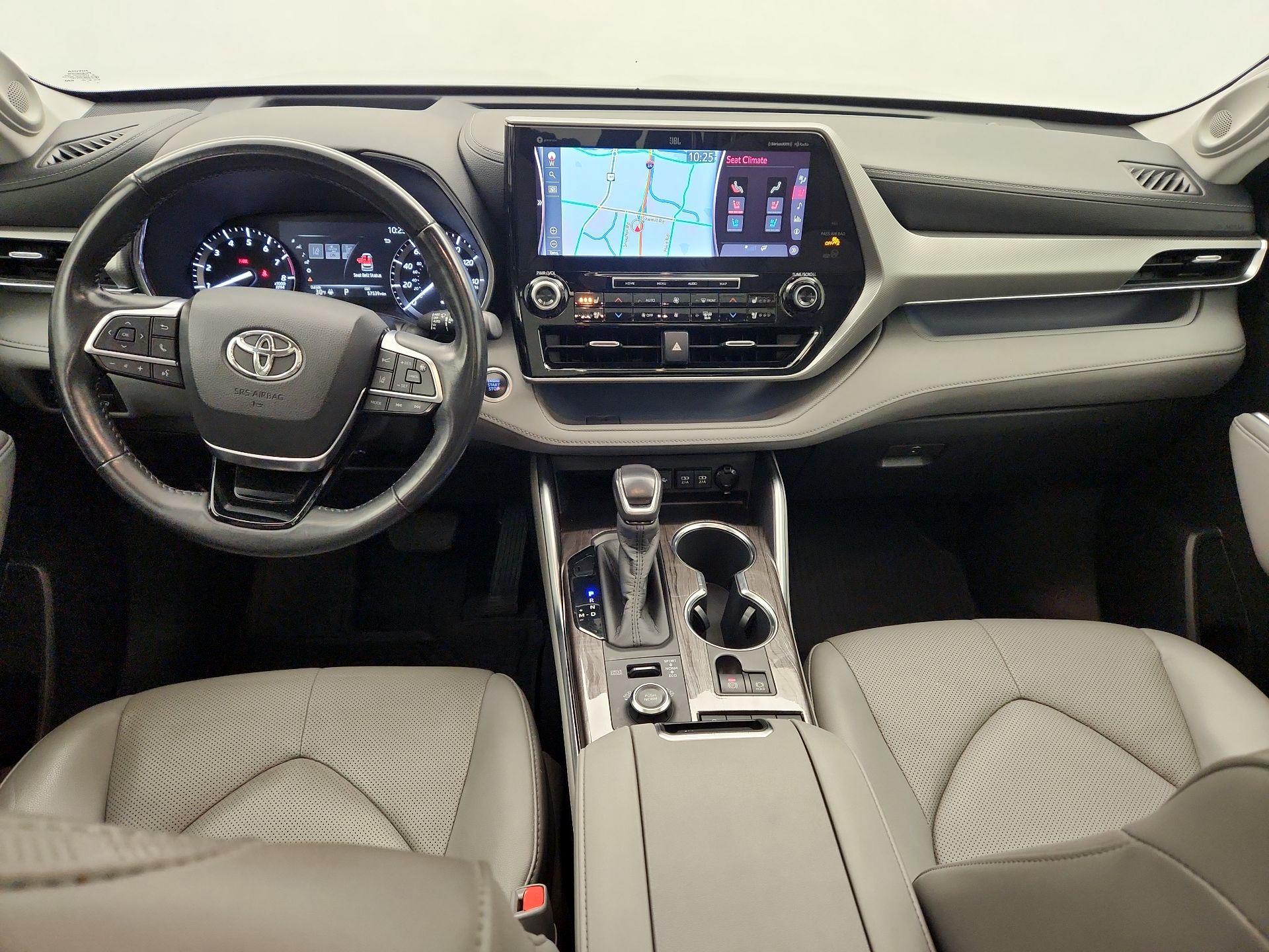 Thumbnail: 2020 Toyota Highlander - 9