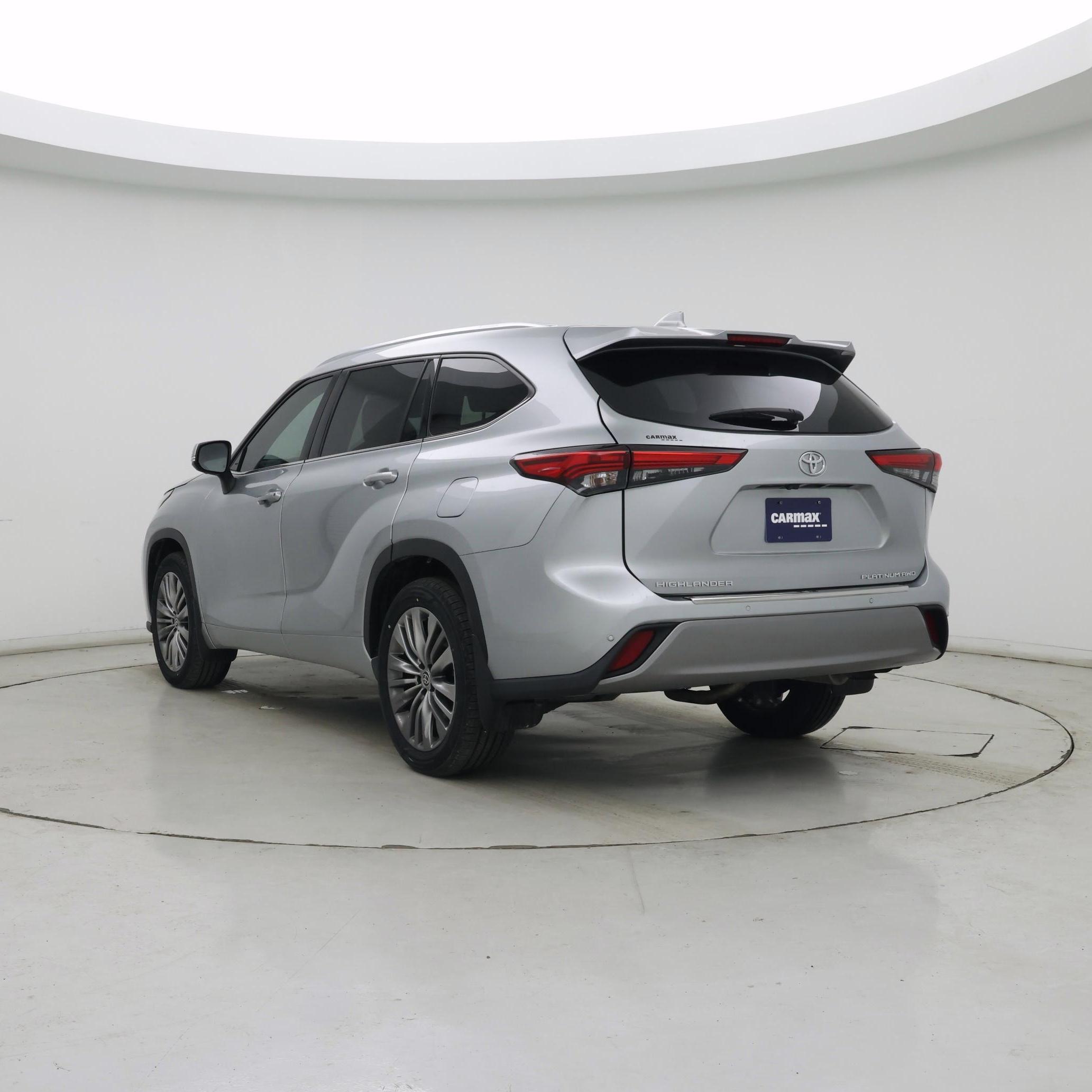 Thumbnail: 2020 Toyota Highlander - 2