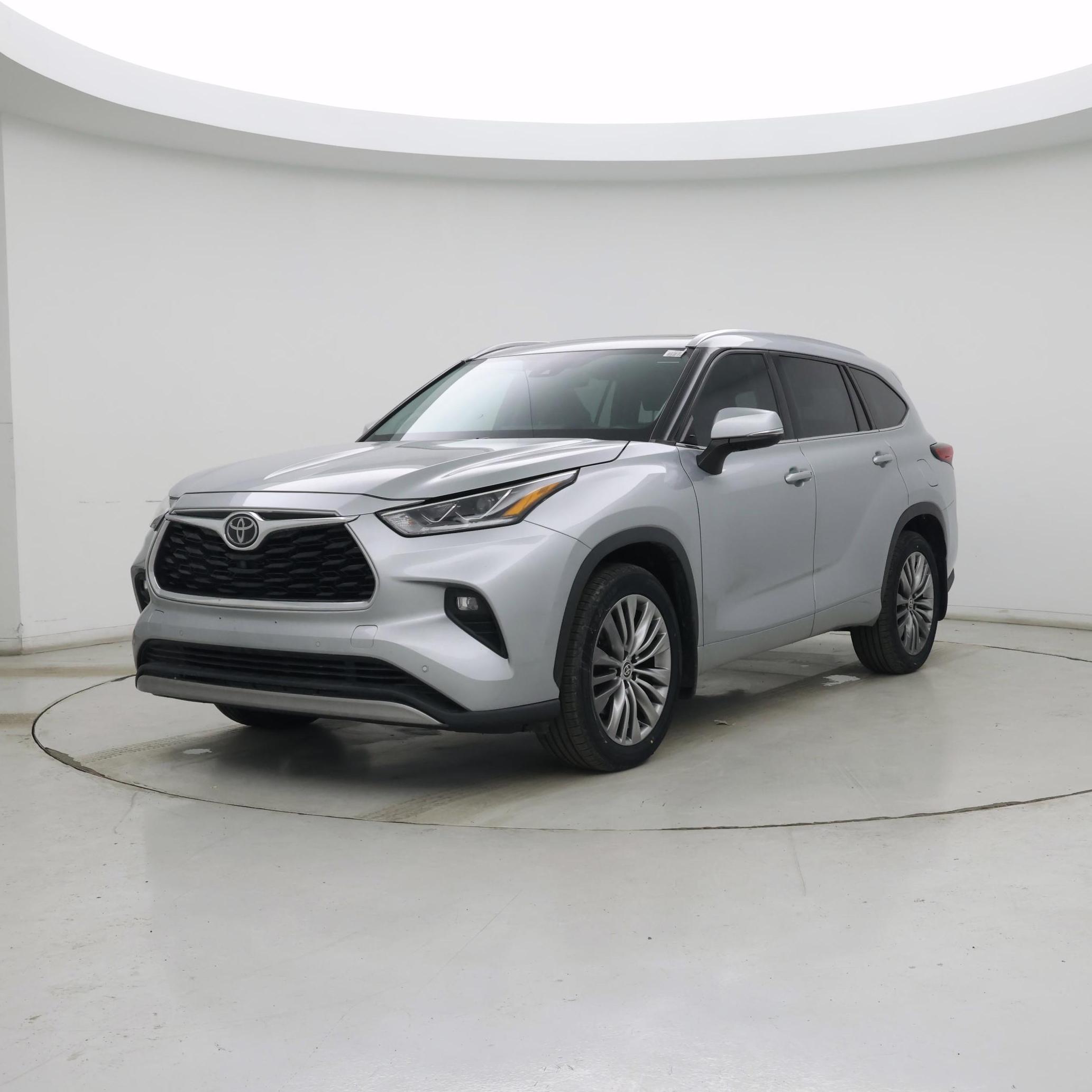 Thumbnail: 2020 Toyota Highlander - 4