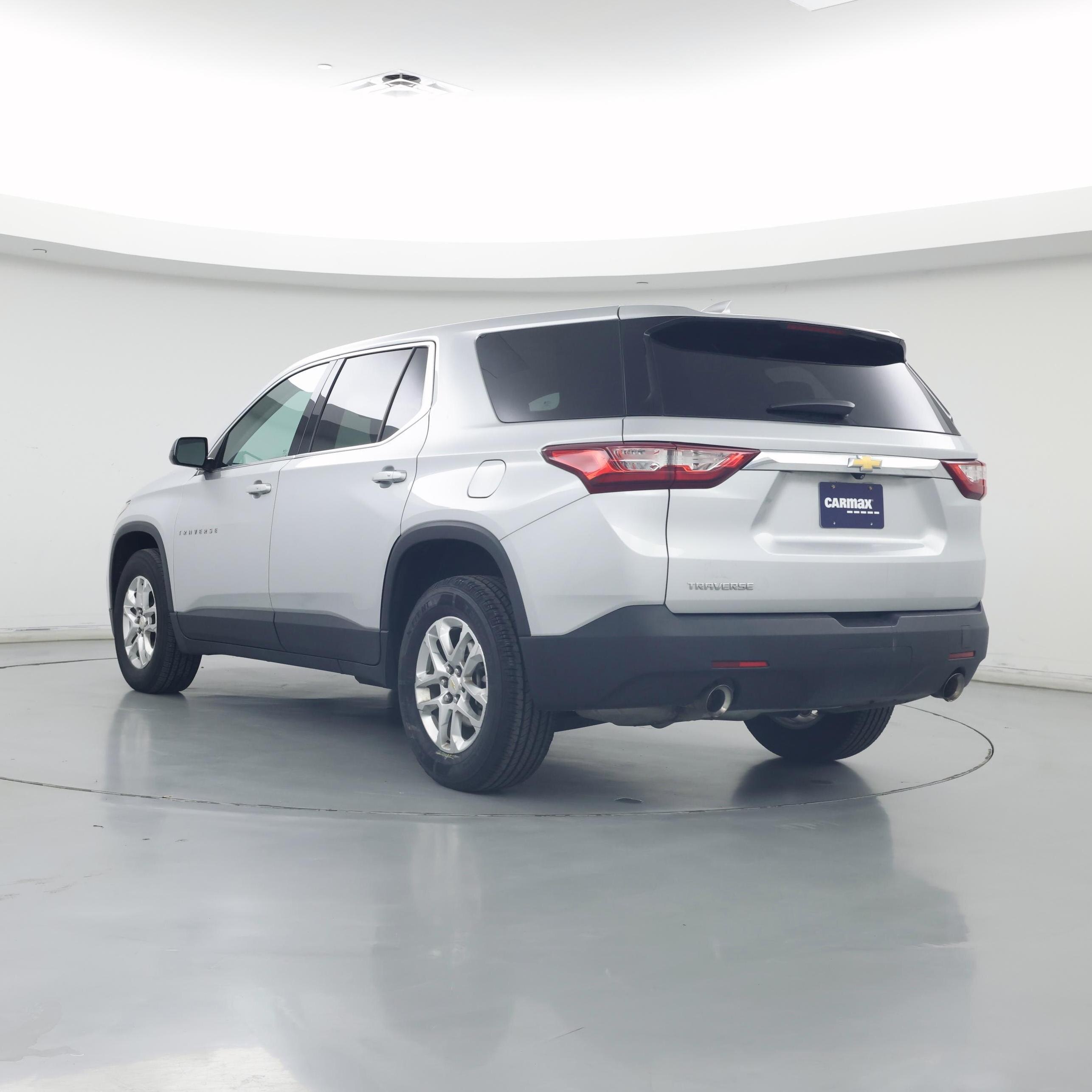 Thumbnail: 2020 Chevrolet Traverse - 2