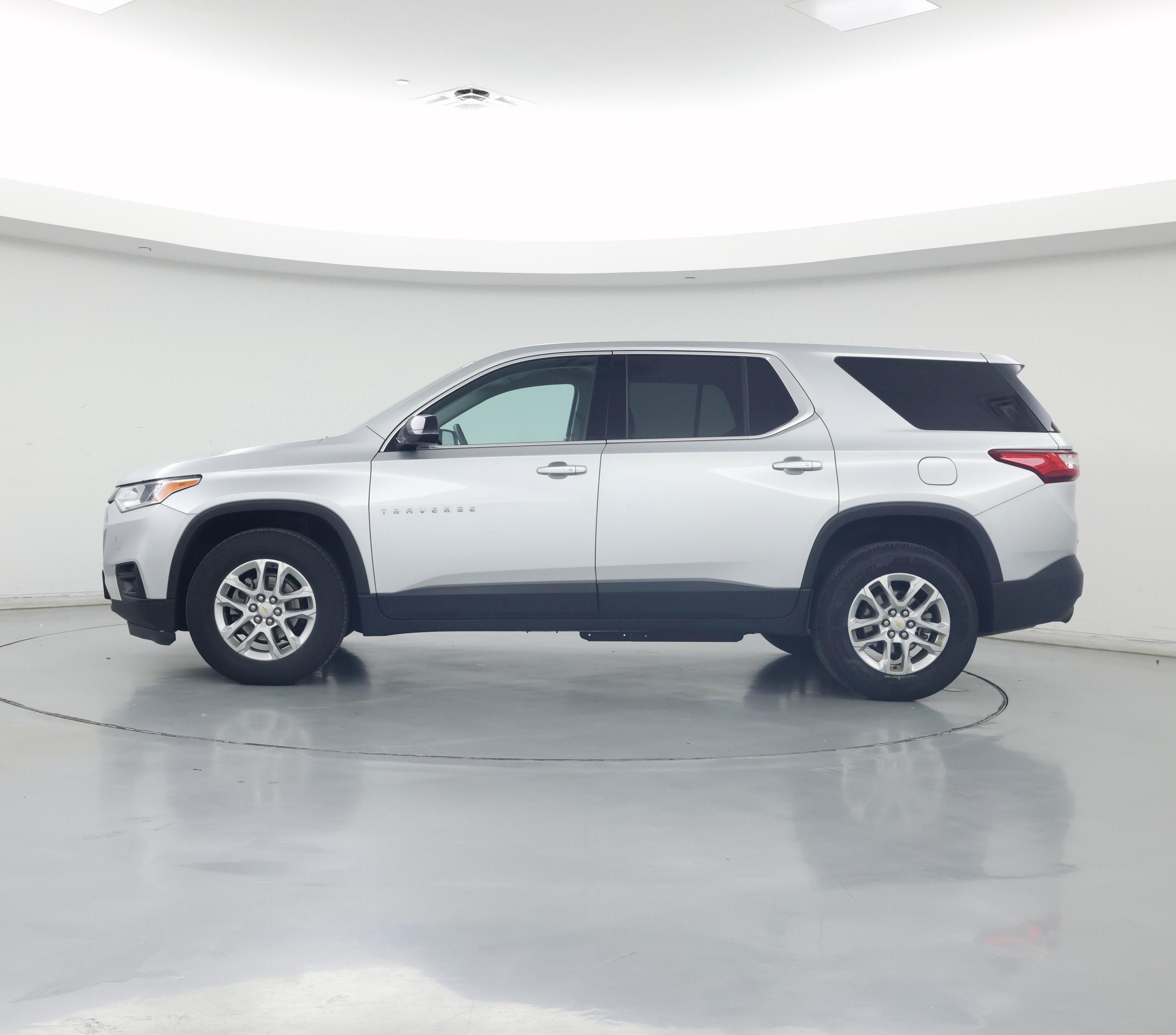 Thumbnail: 2020 Chevrolet Traverse - 3