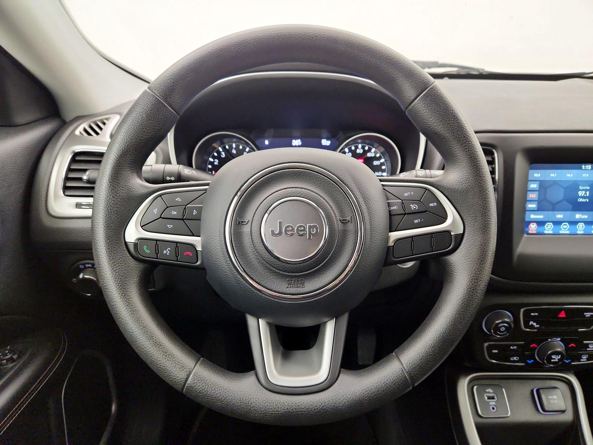 Thumbnail: 2018 Jeep Compass - 10