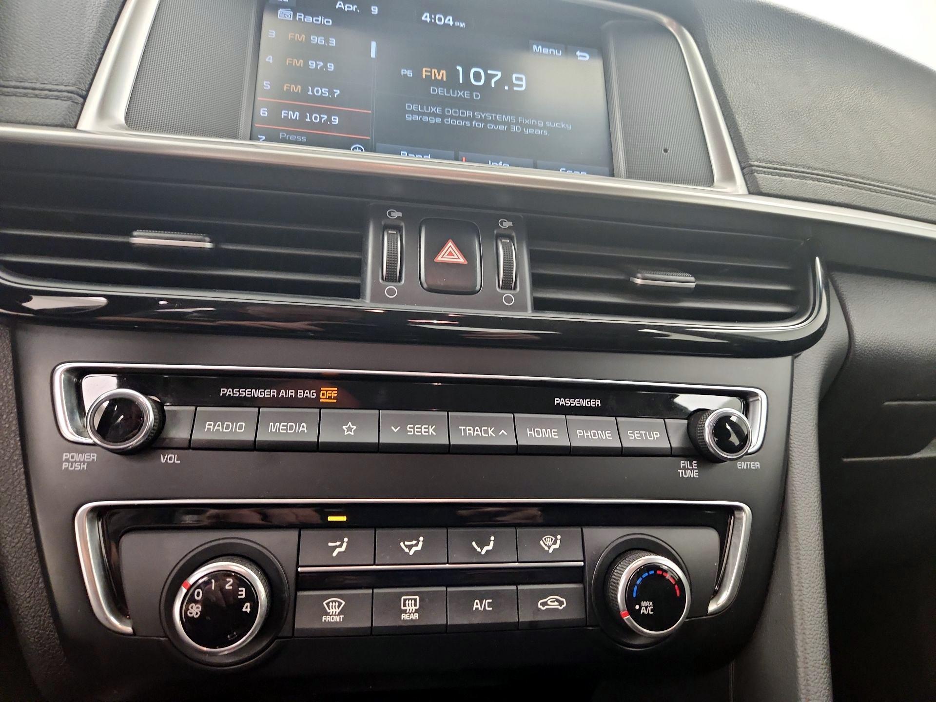 Thumbnail: 2020 Kia Optima - 16