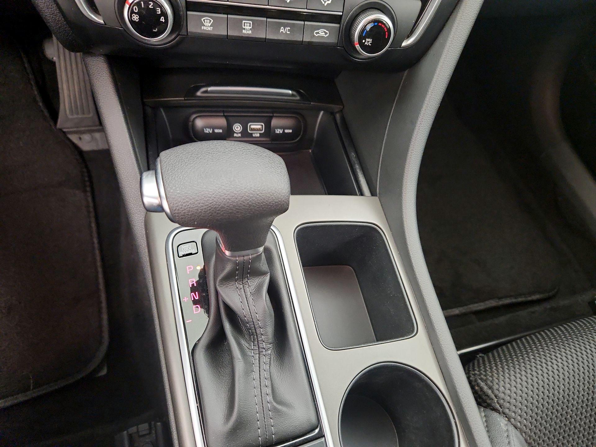 Thumbnail: 2020 Kia Optima - 17