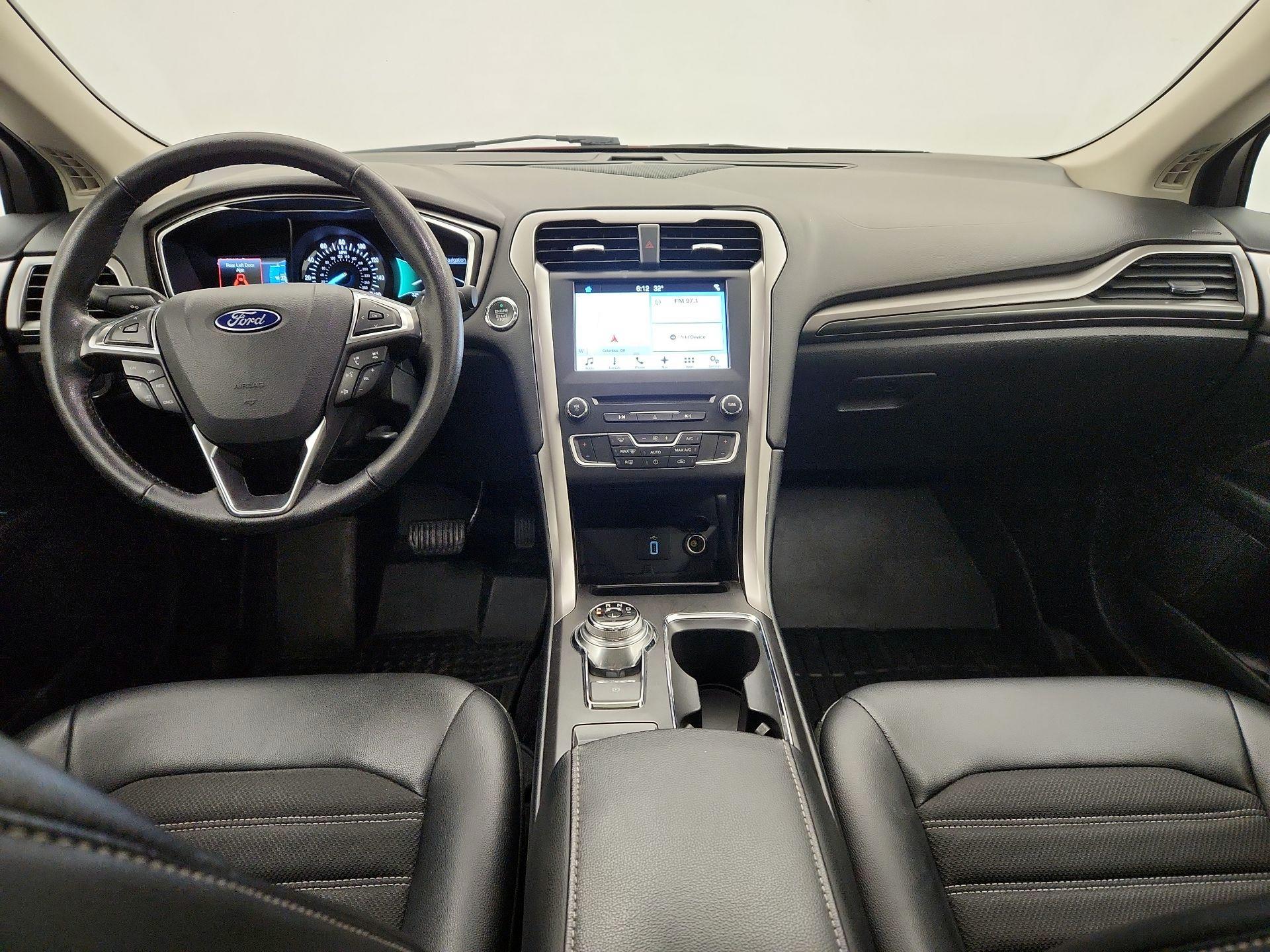 Thumbnail: 2017 Ford Fusion - 9