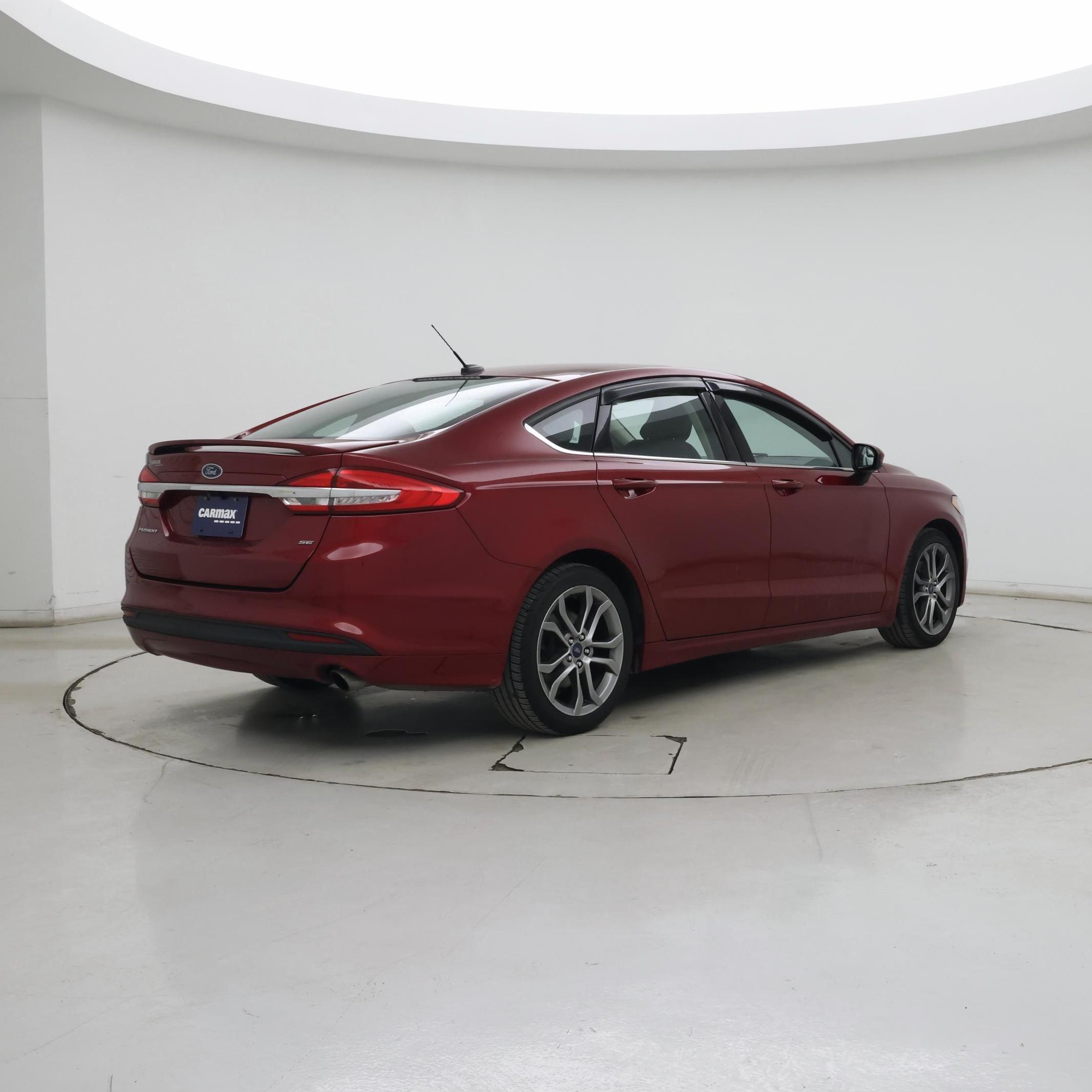 Thumbnail: 2017 Ford Fusion - 8